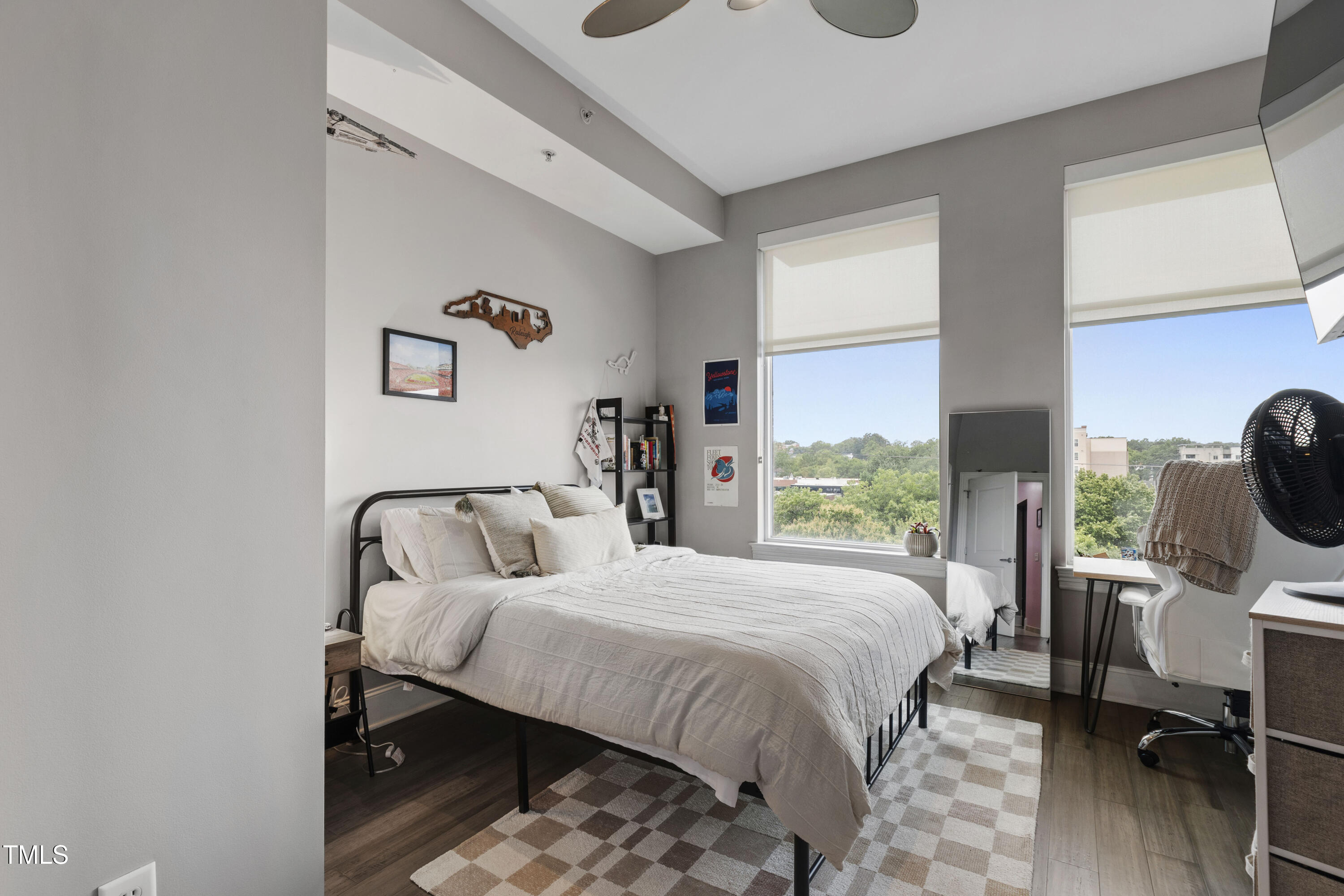 400 W North Street # 610