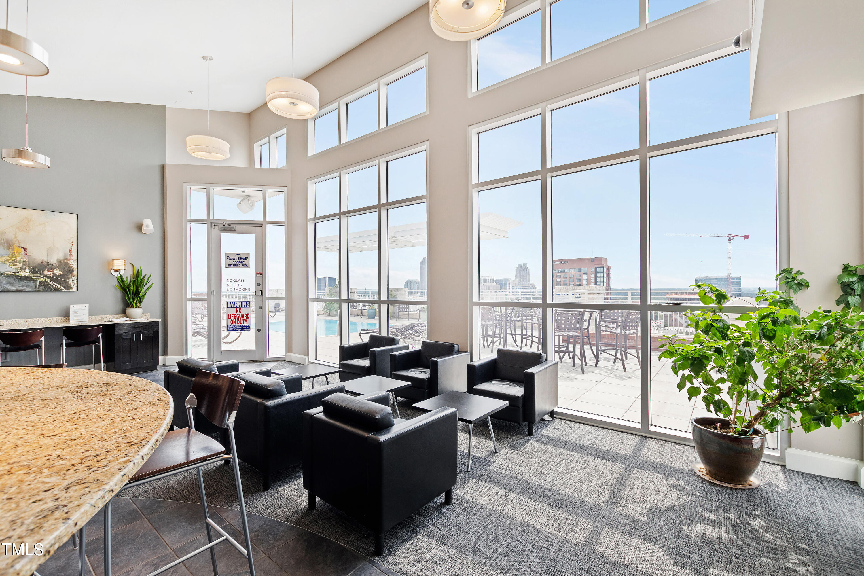 400 W North Street # 610