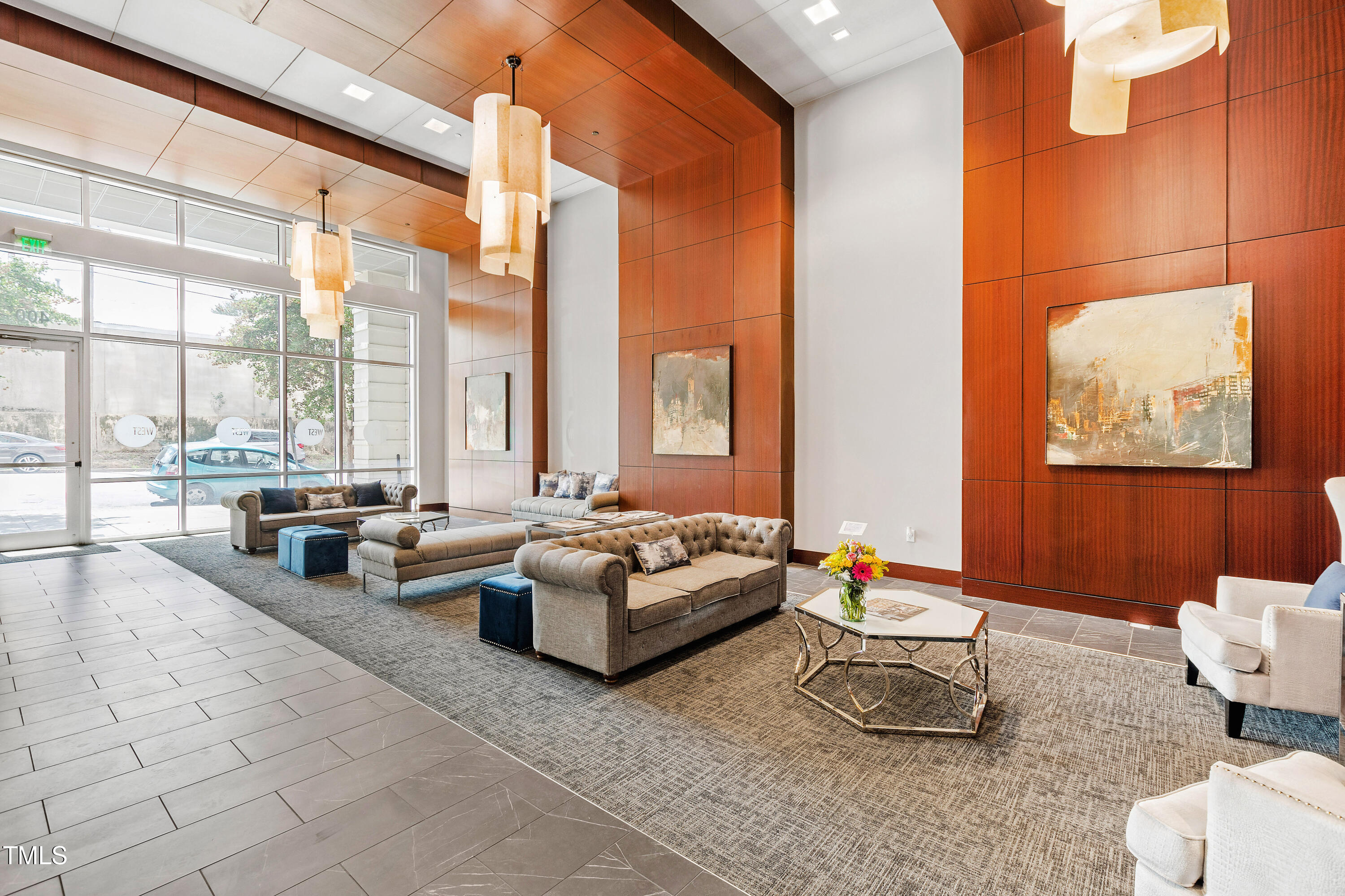 400 W North Street # 610