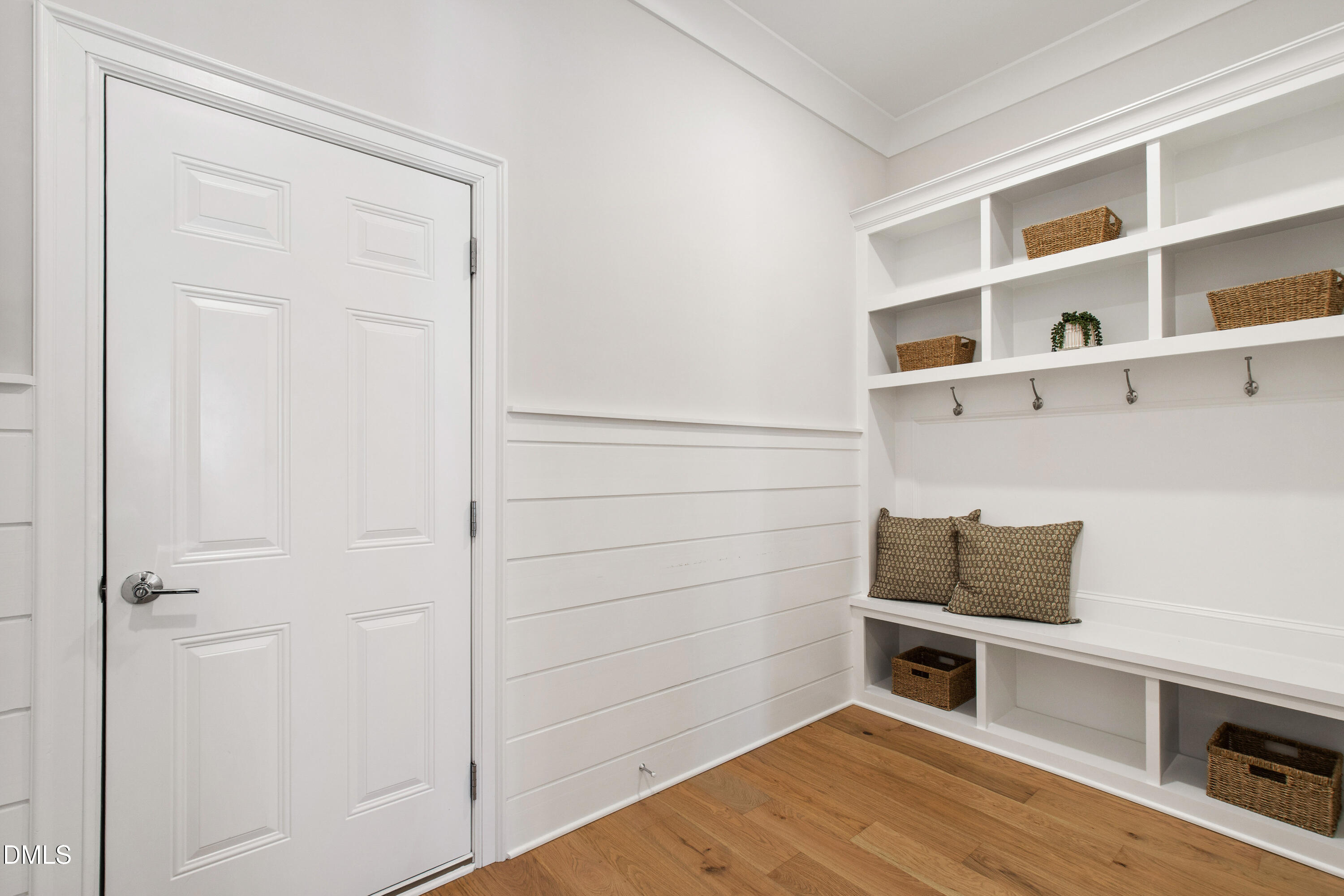 817 Crimson Ridge Trail