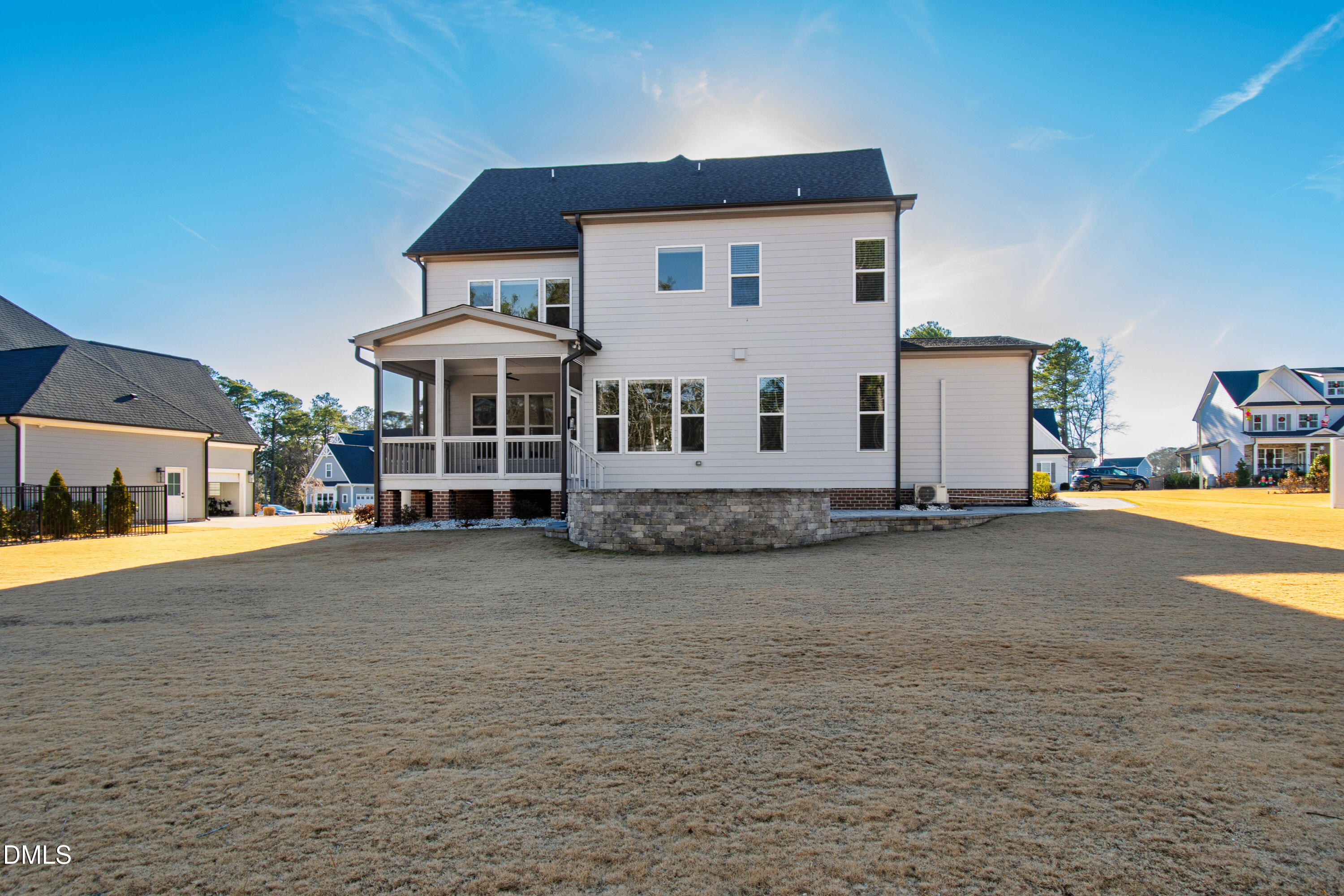 817 Crimson Ridge Trail