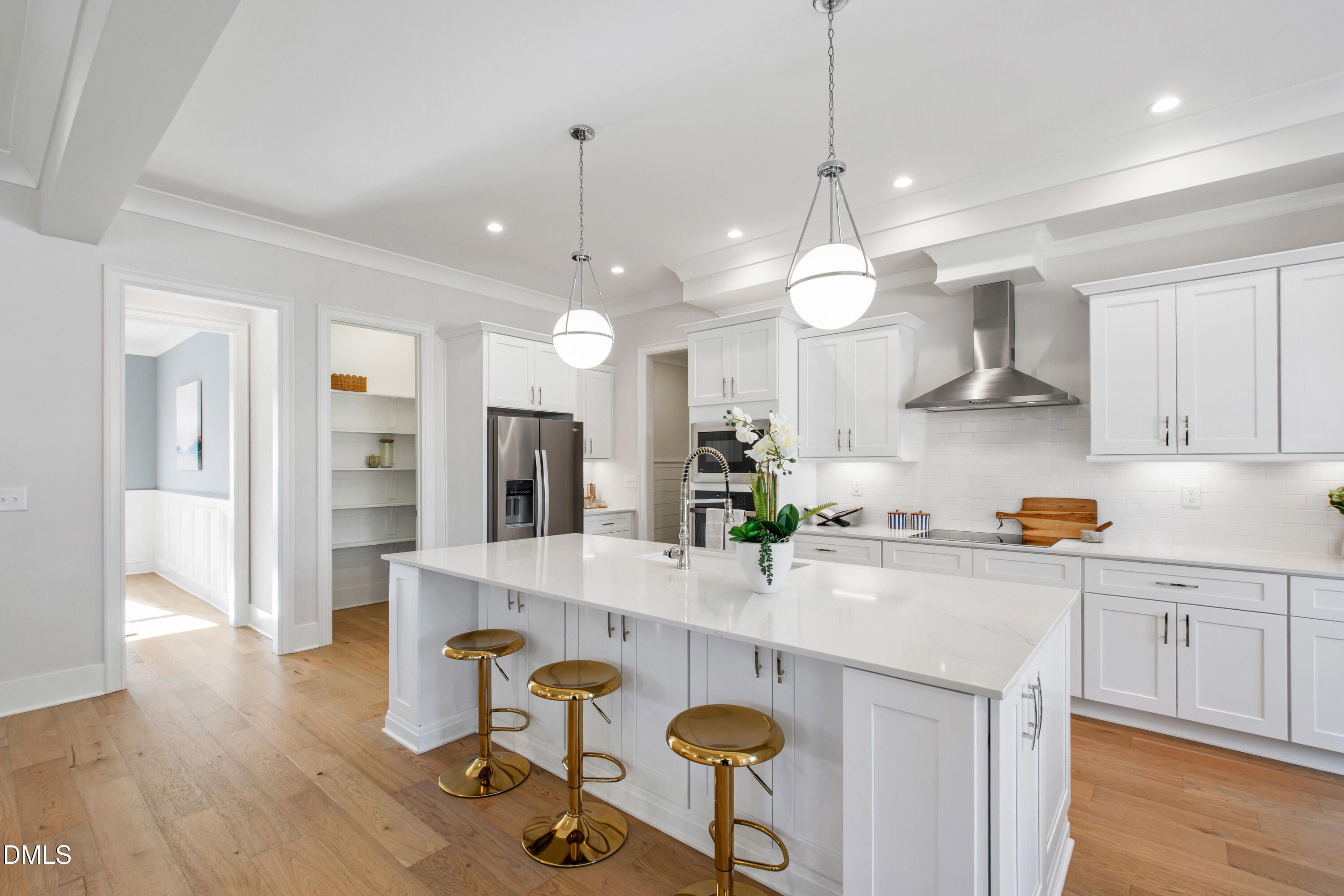 817 Crimson Ridge Trail