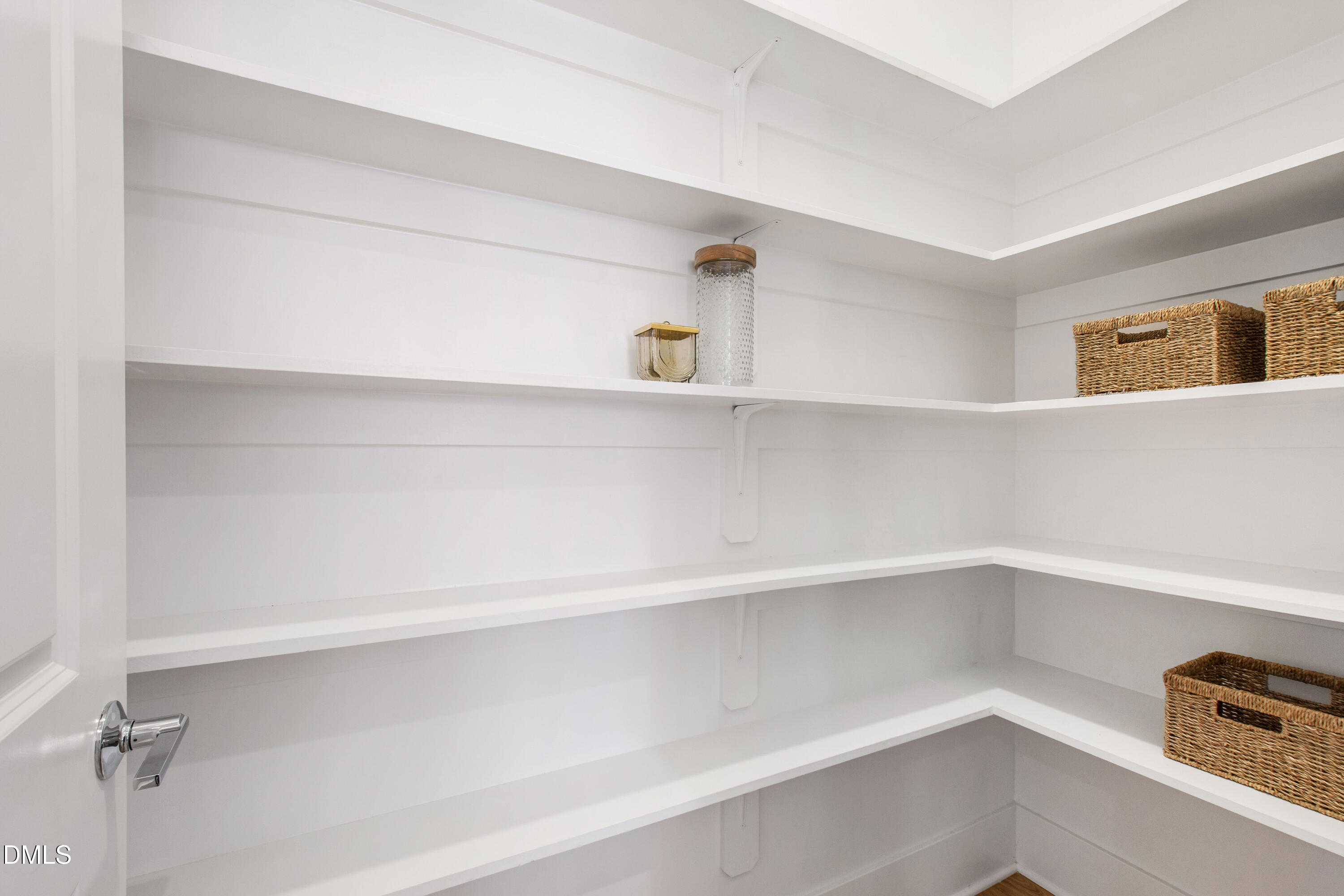 817 Crimson Ridge Trail