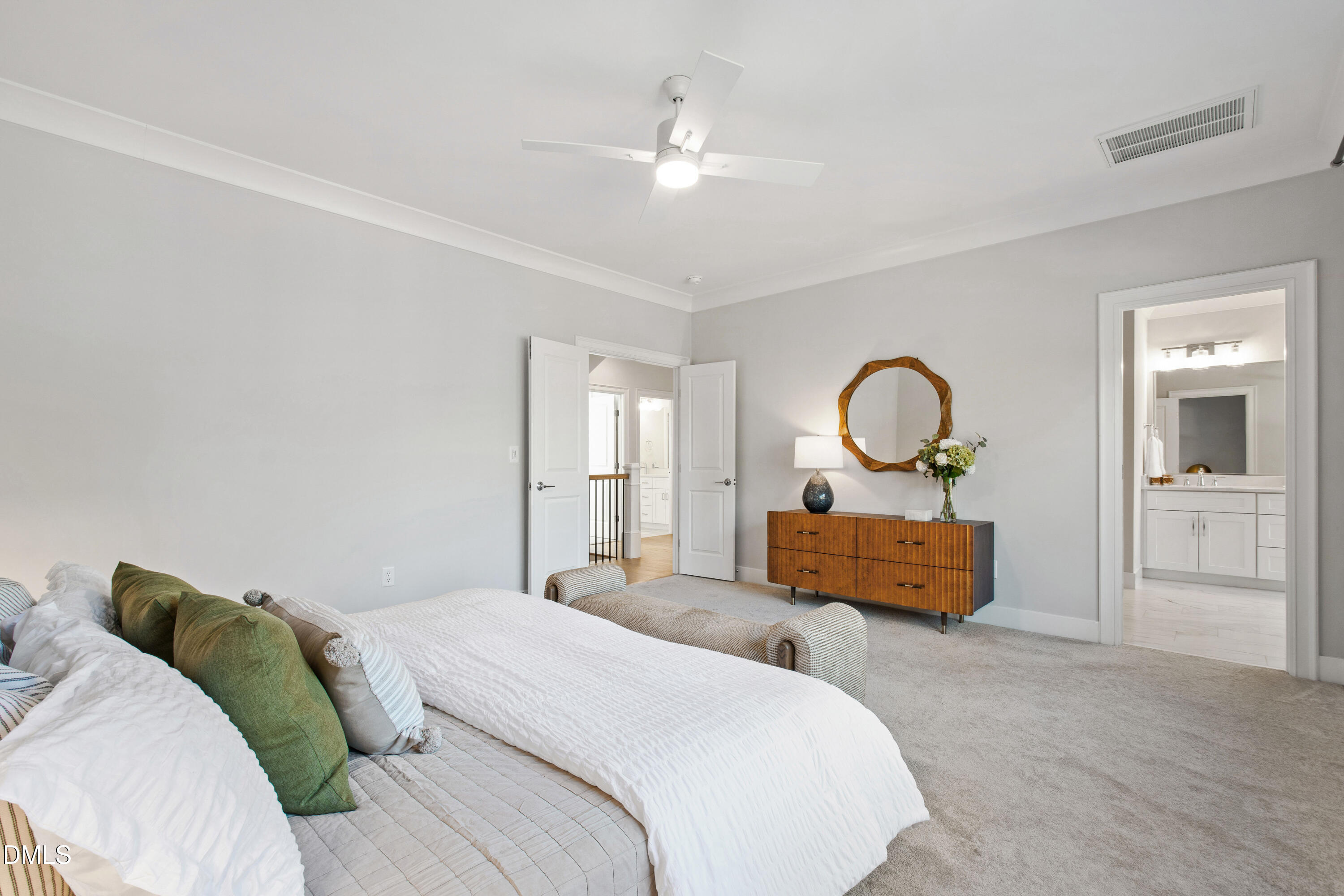 817 Crimson Ridge Trail