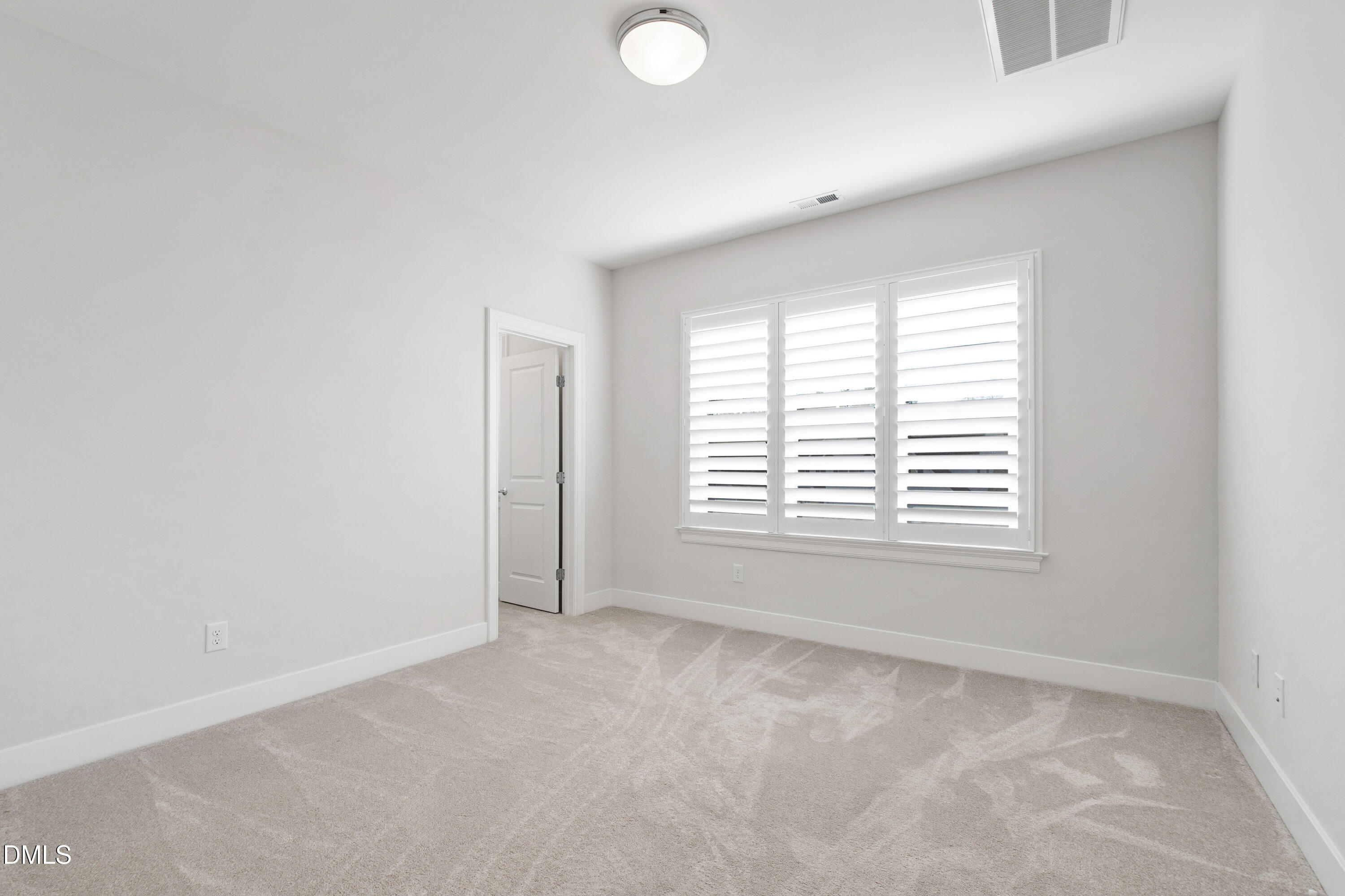 817 Crimson Ridge Trail