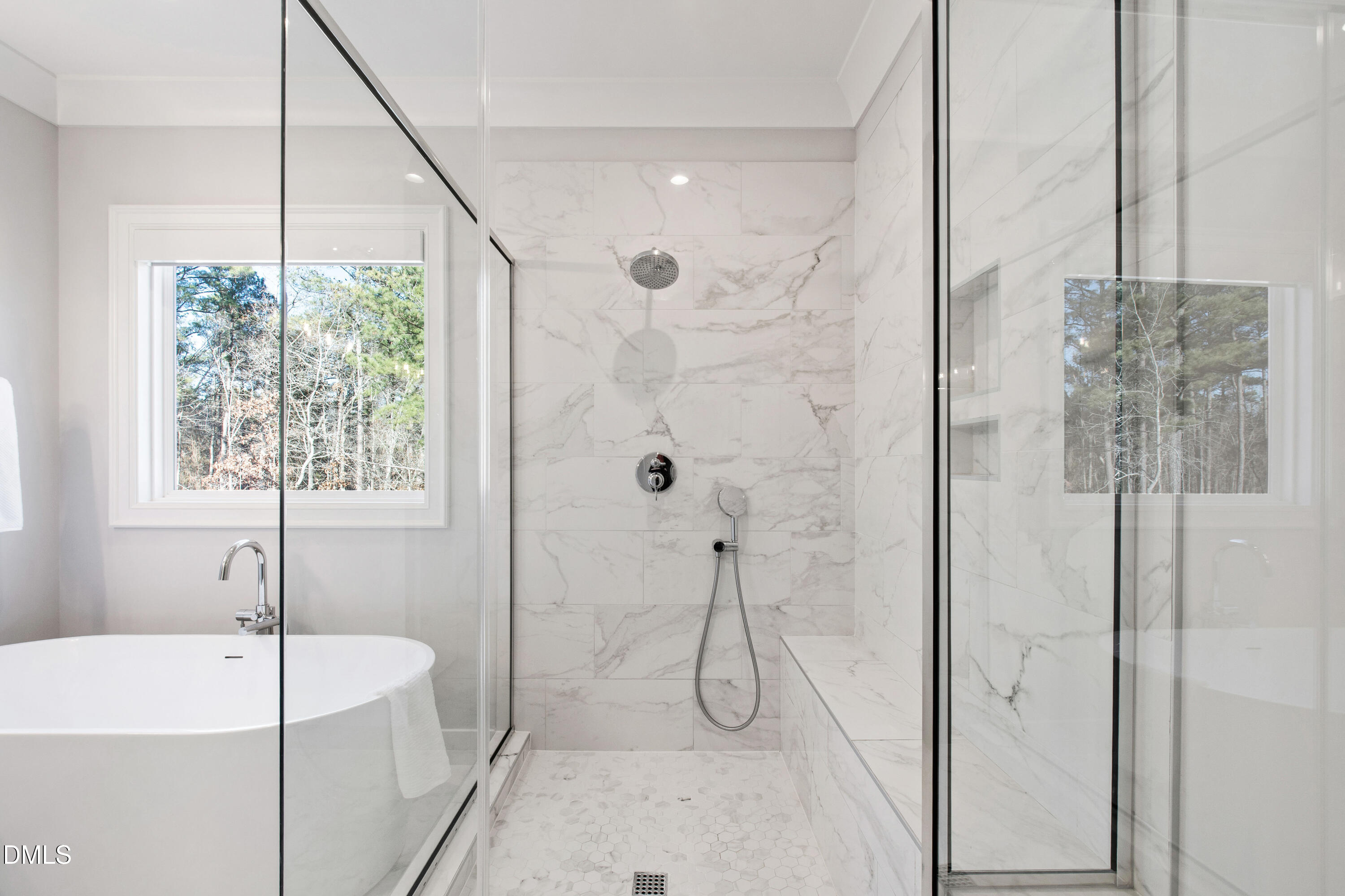 817 Crimson Ridge Trail