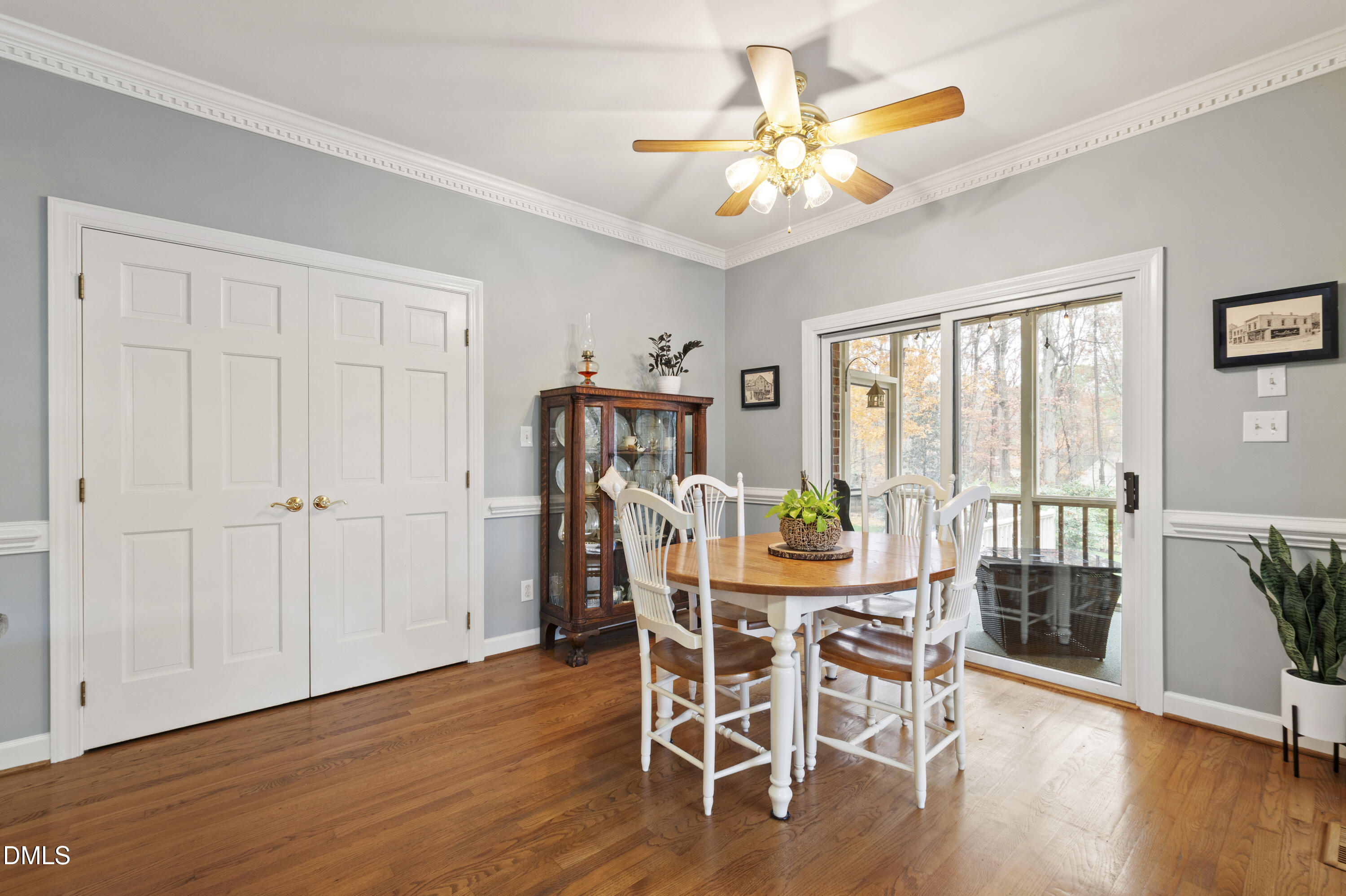 1220 Enchanted Oaks Drive