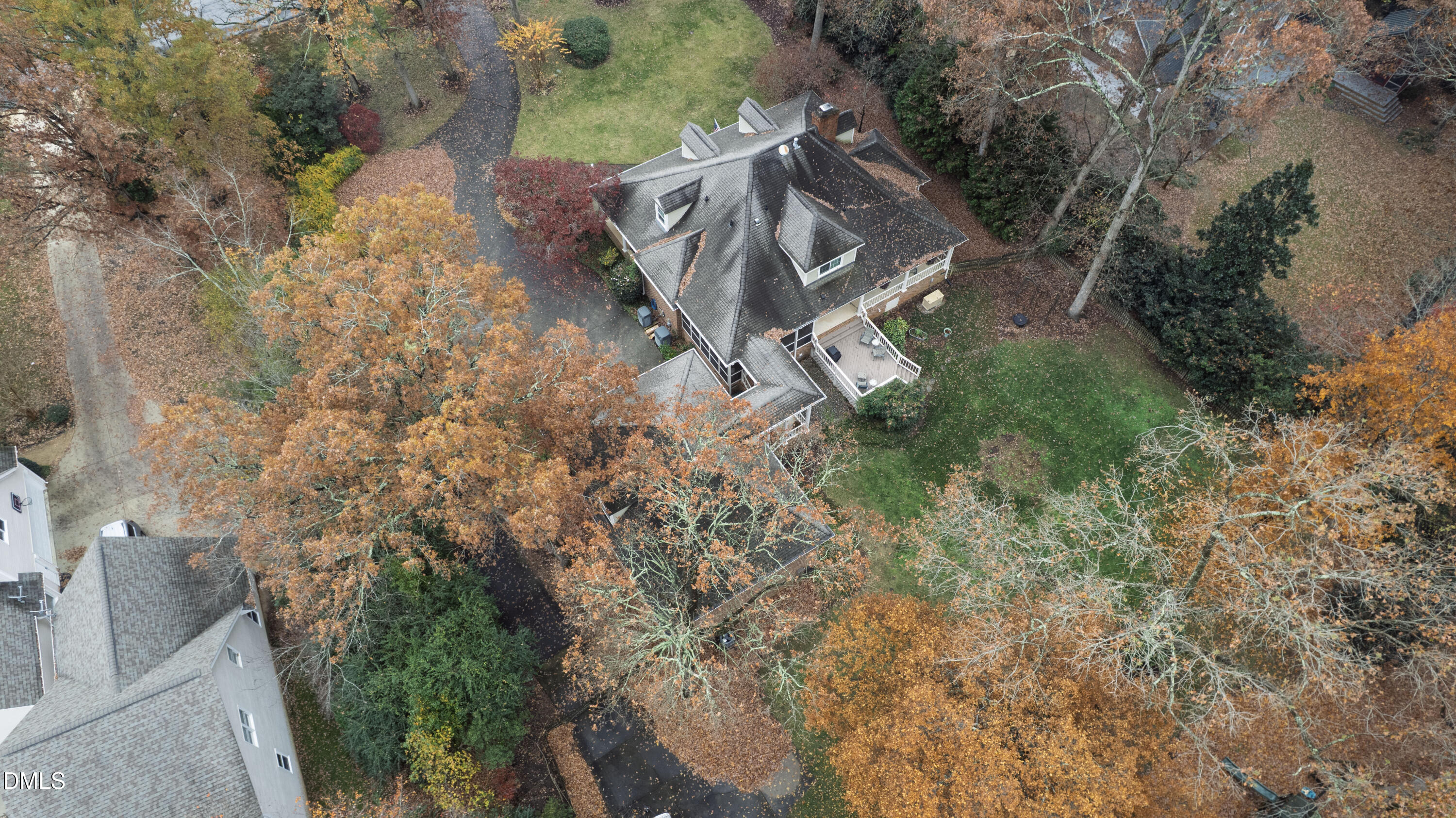 1220 Enchanted Oaks Drive