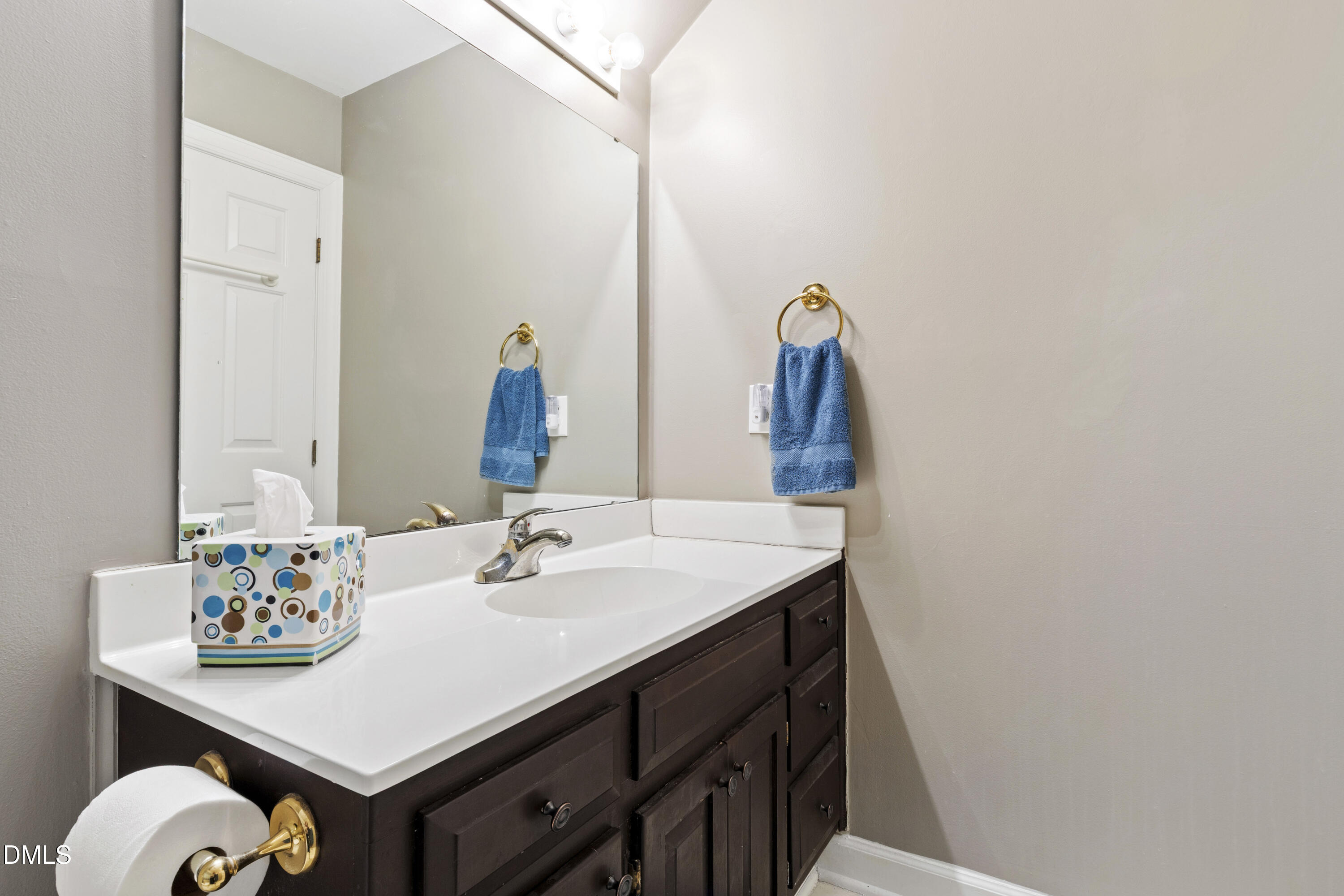 1220 Enchanted Oaks Drive