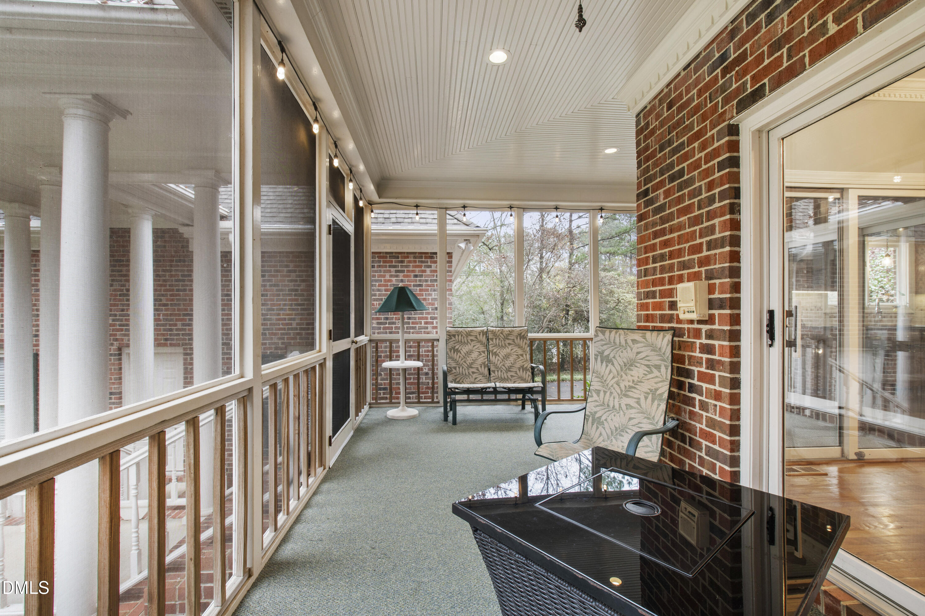 1220 Enchanted Oaks Drive