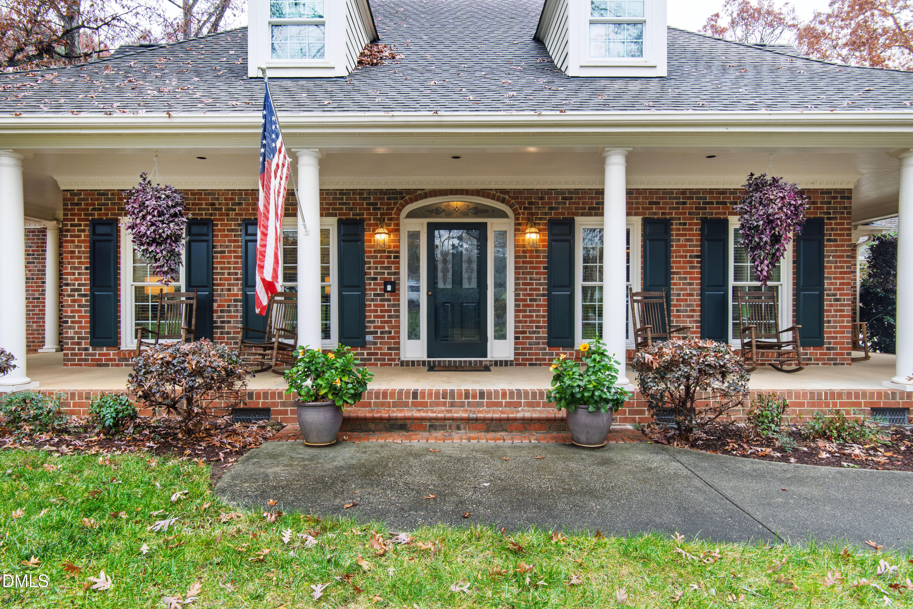 1220 Enchanted Oaks Drive