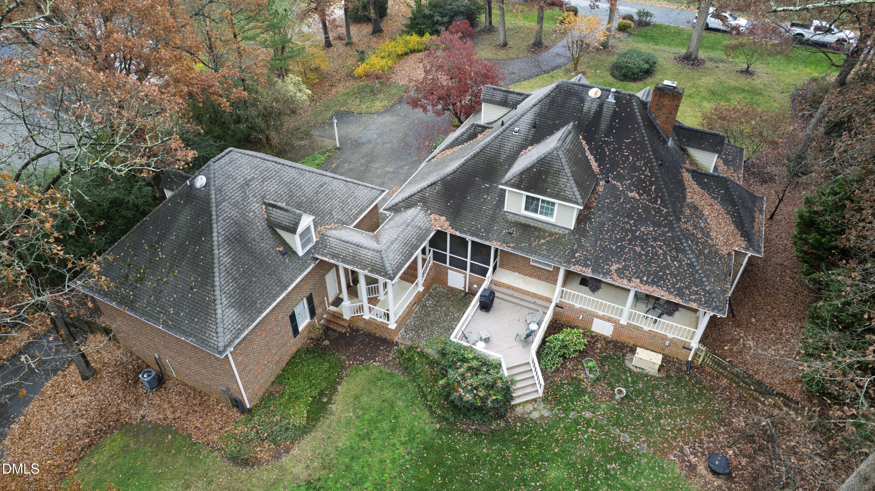 1220 Enchanted Oaks Drive