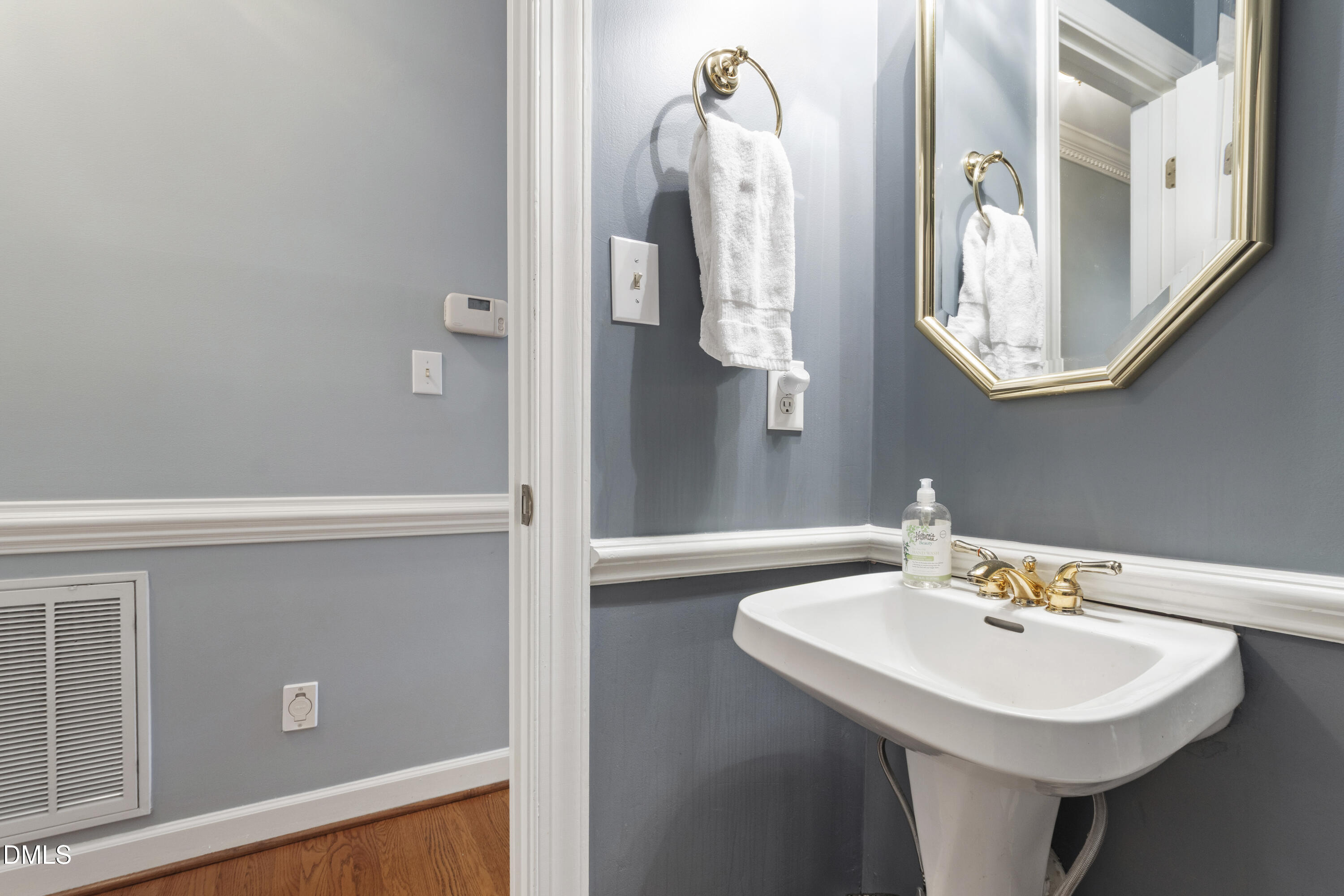 1220 Enchanted Oaks Drive