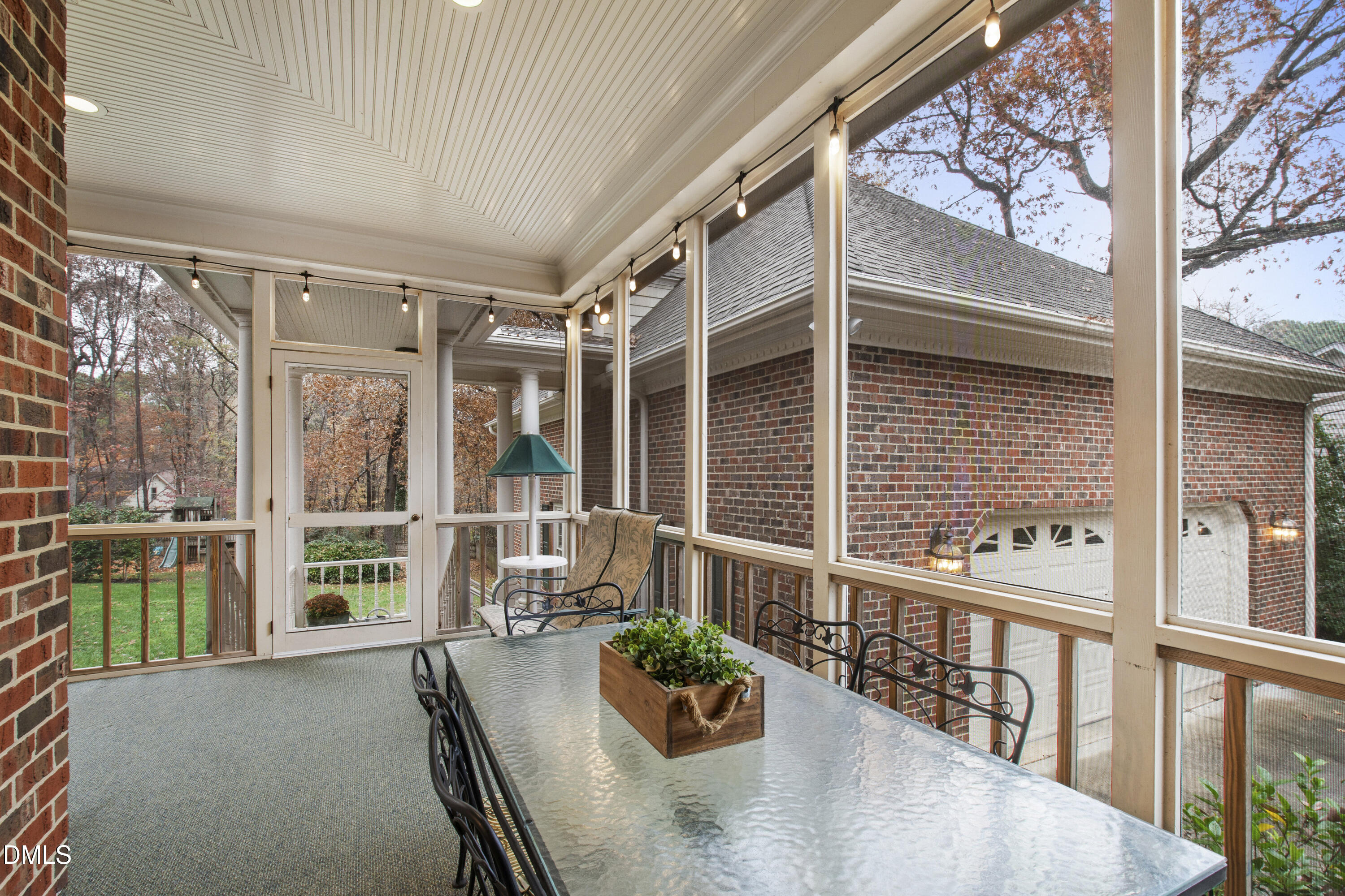 1220 Enchanted Oaks Drive