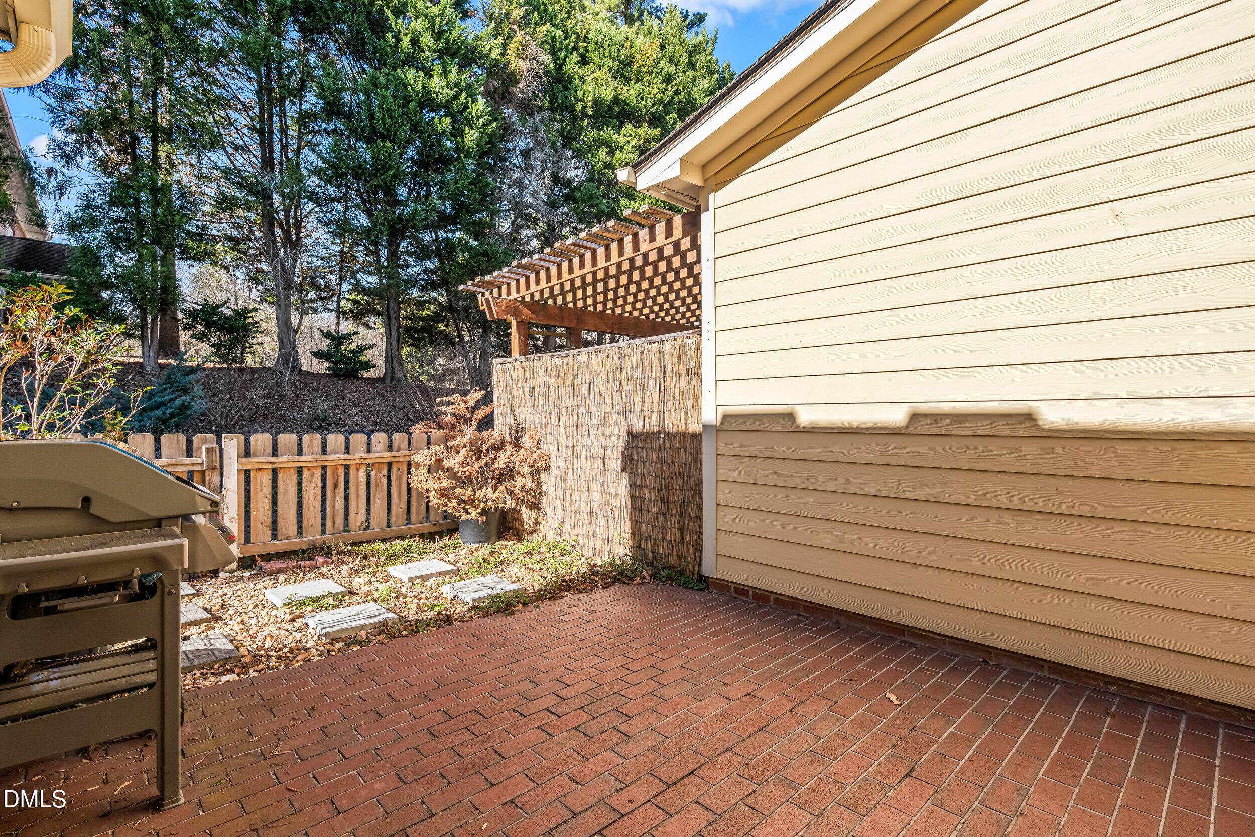 11035 Southwalk Lane