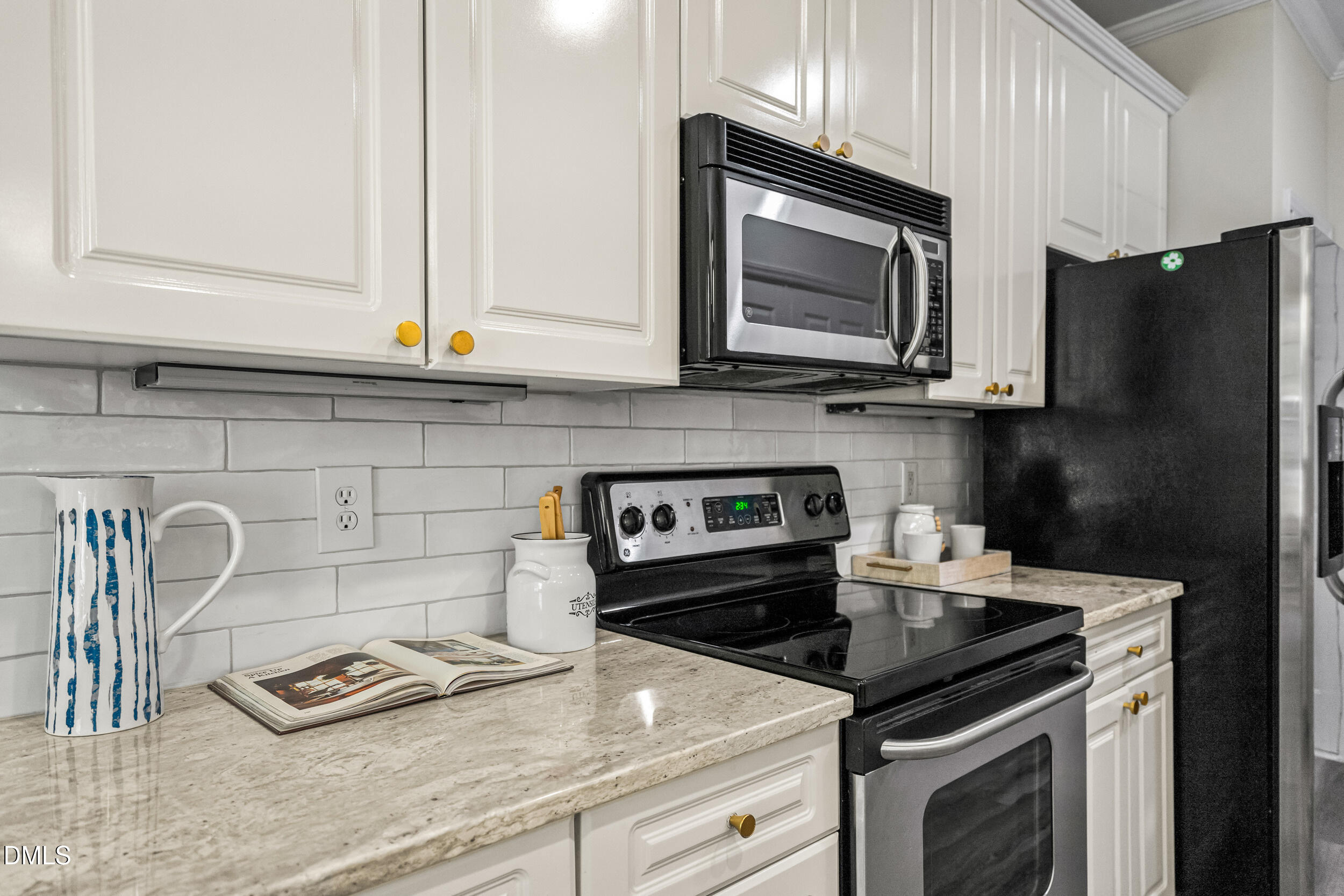 11035 Southwalk Lane