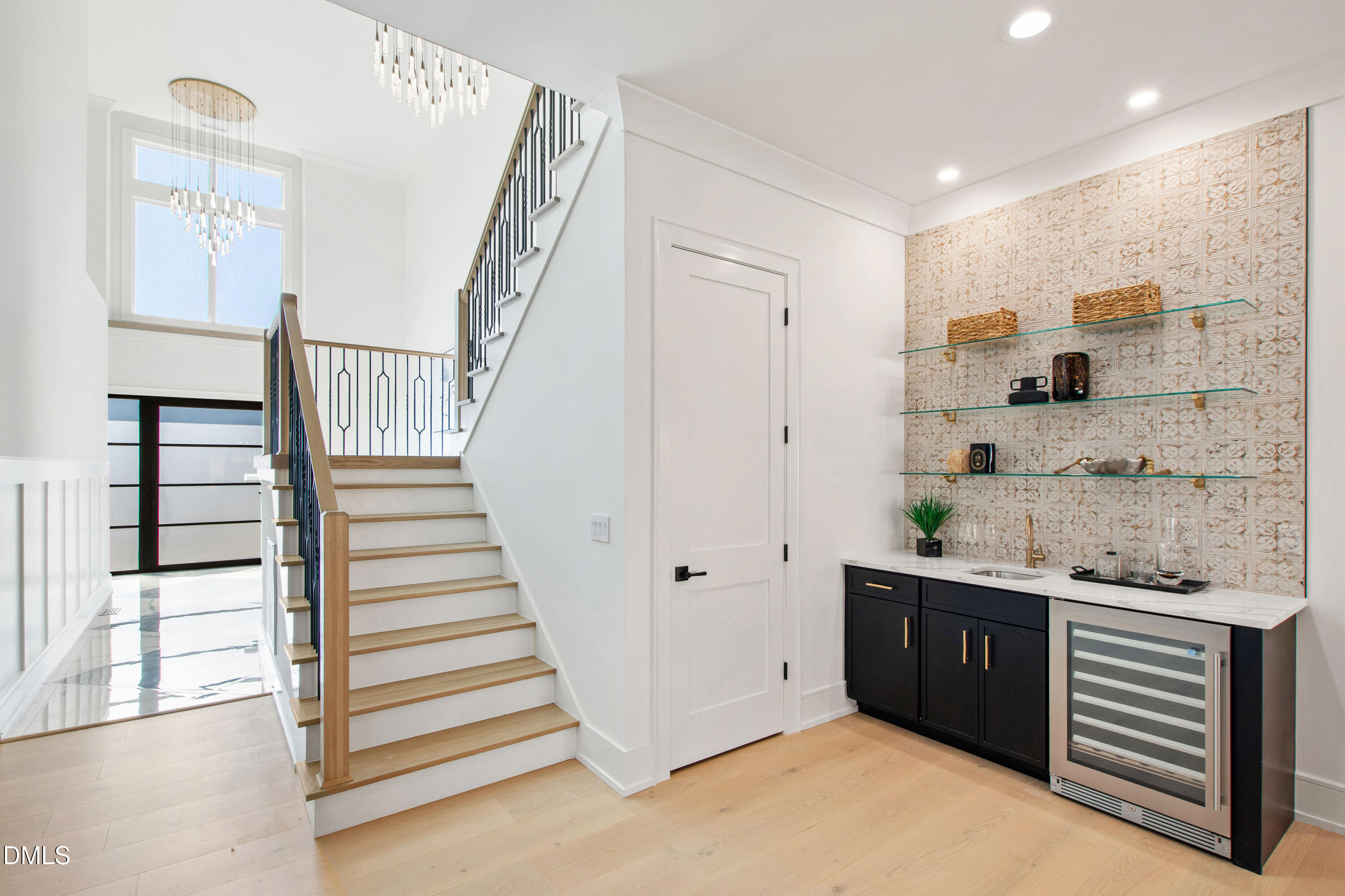 405 Latimer Road