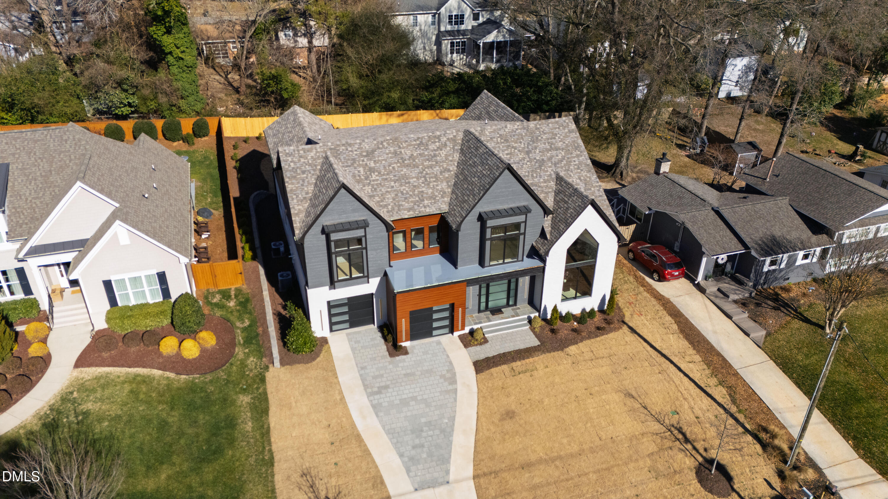 405 Latimer Road