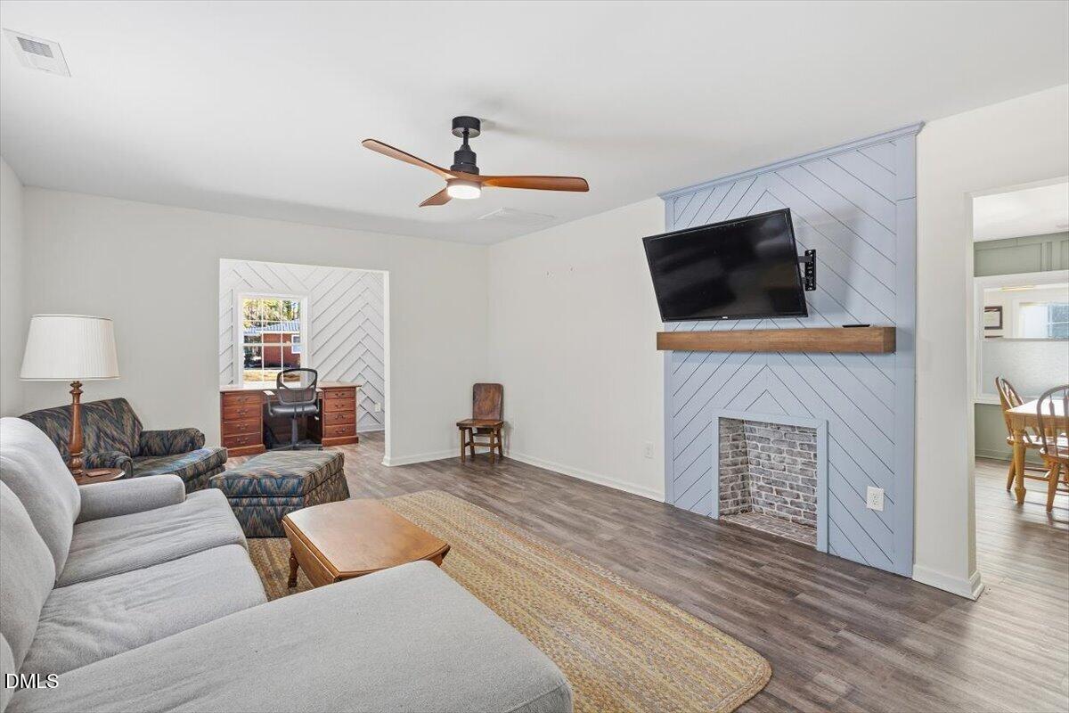 962 Laurel Mill-Centerville Road