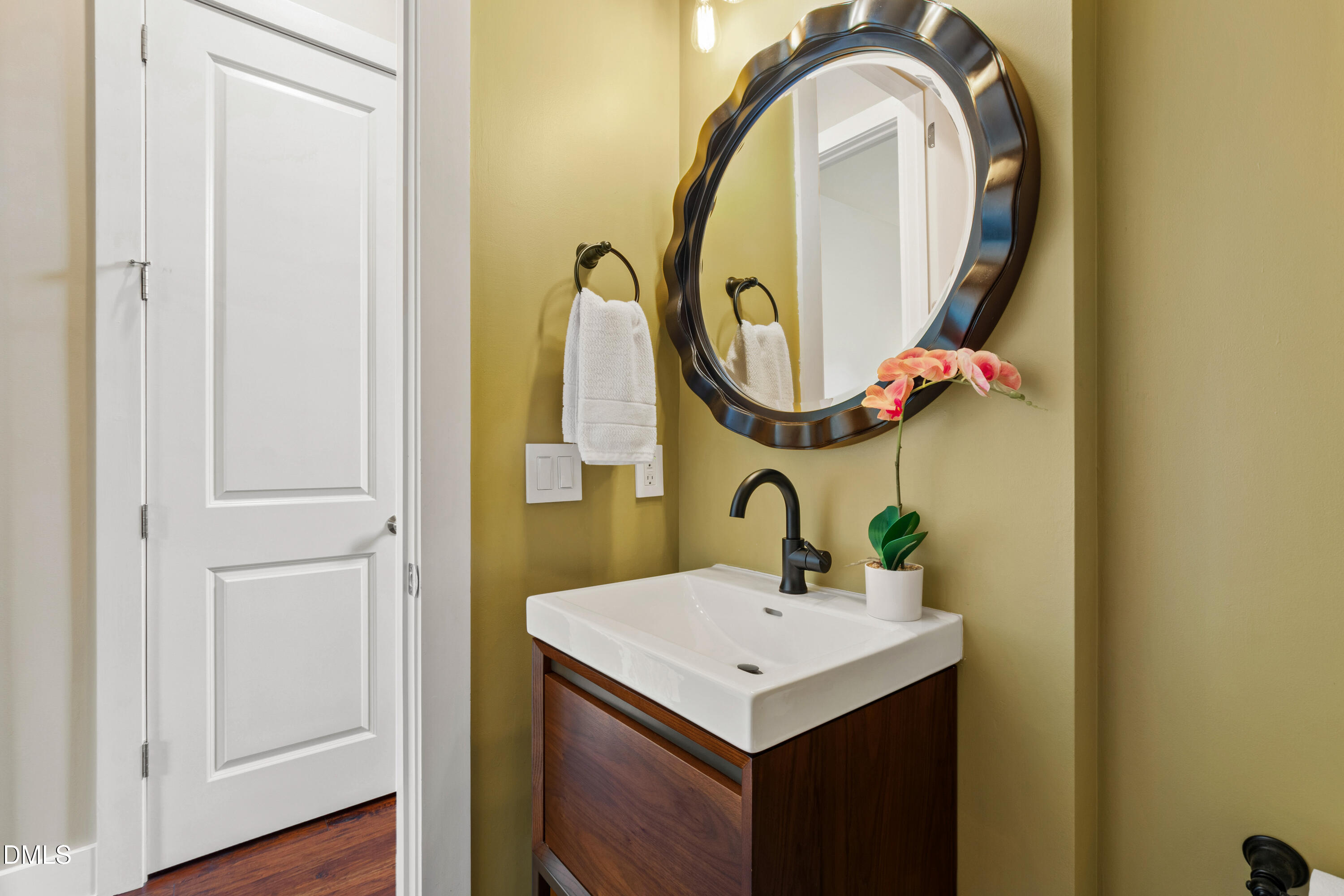 520 John Haywood Way # 104