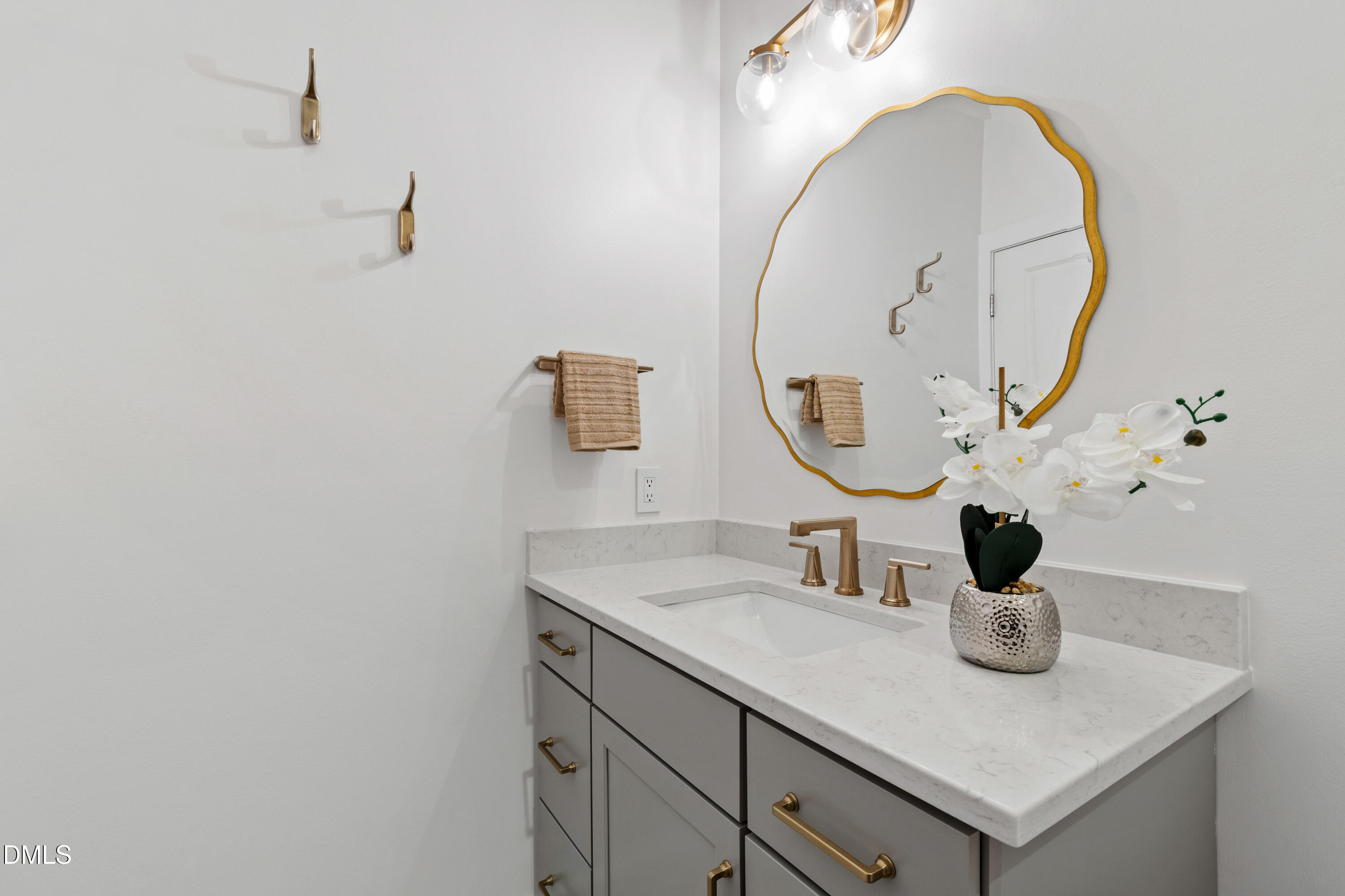 520 John Haywood Way # 104