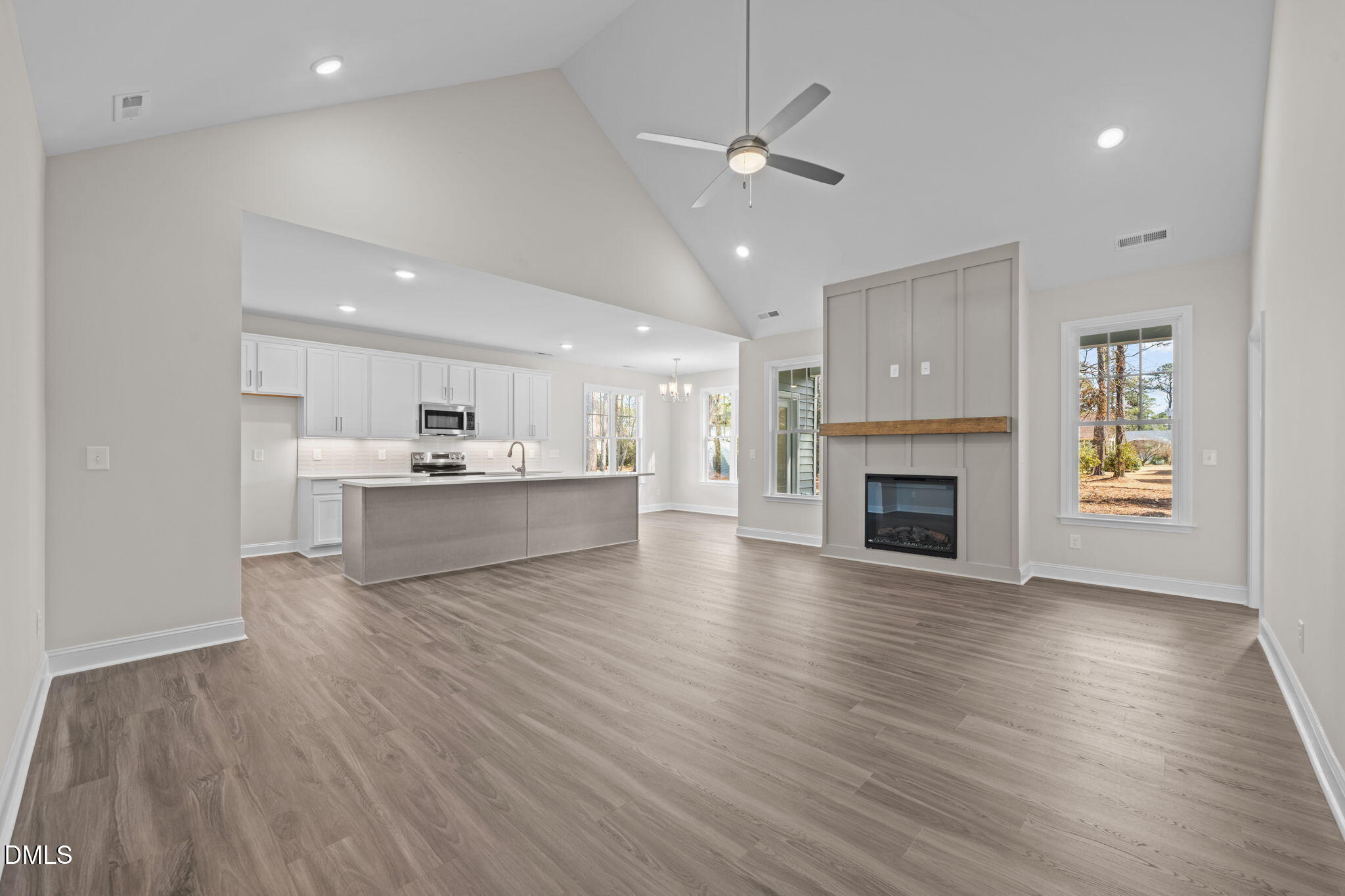 1212 Petite Terre Court