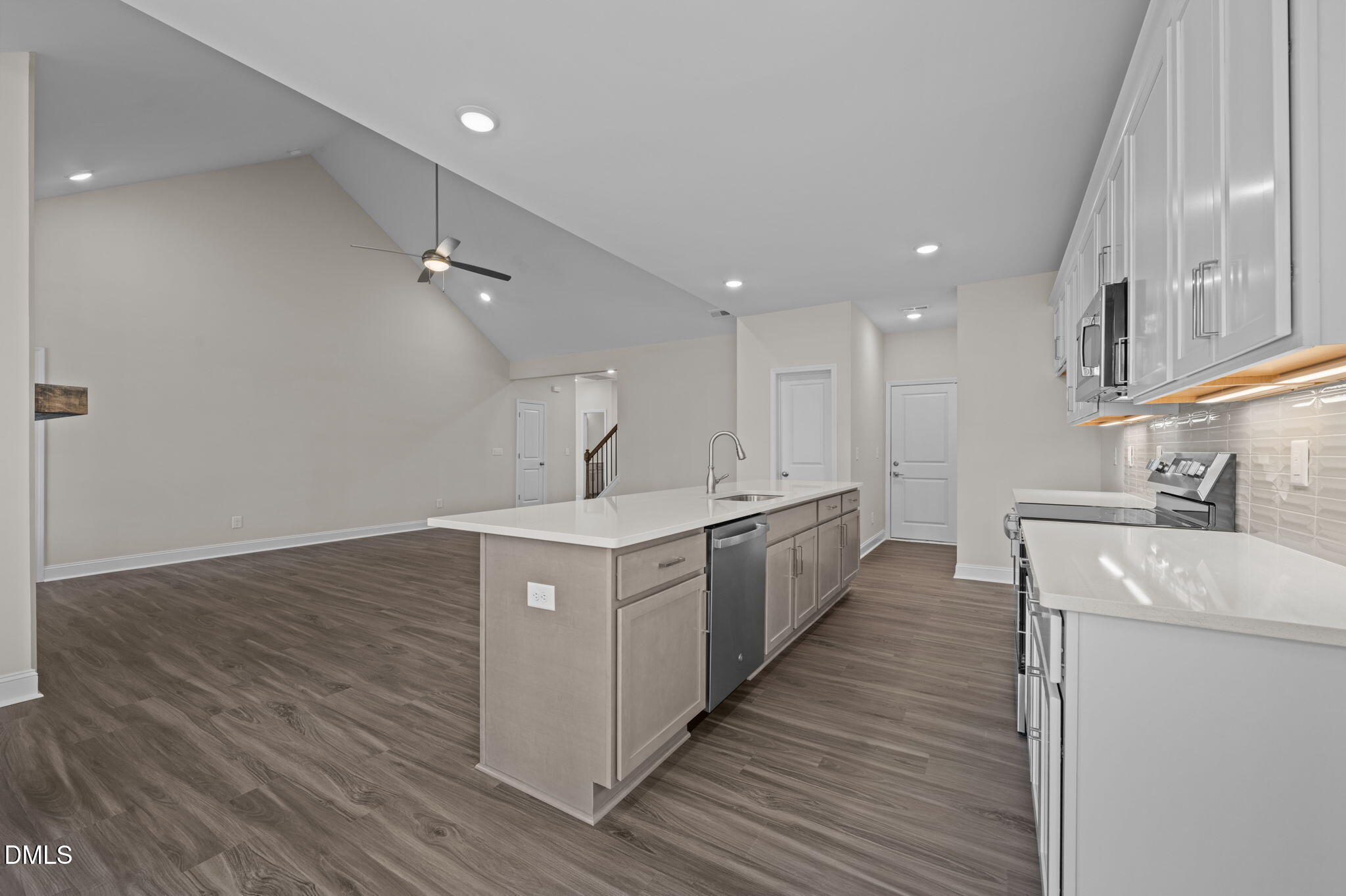 1212 Petite Terre Court