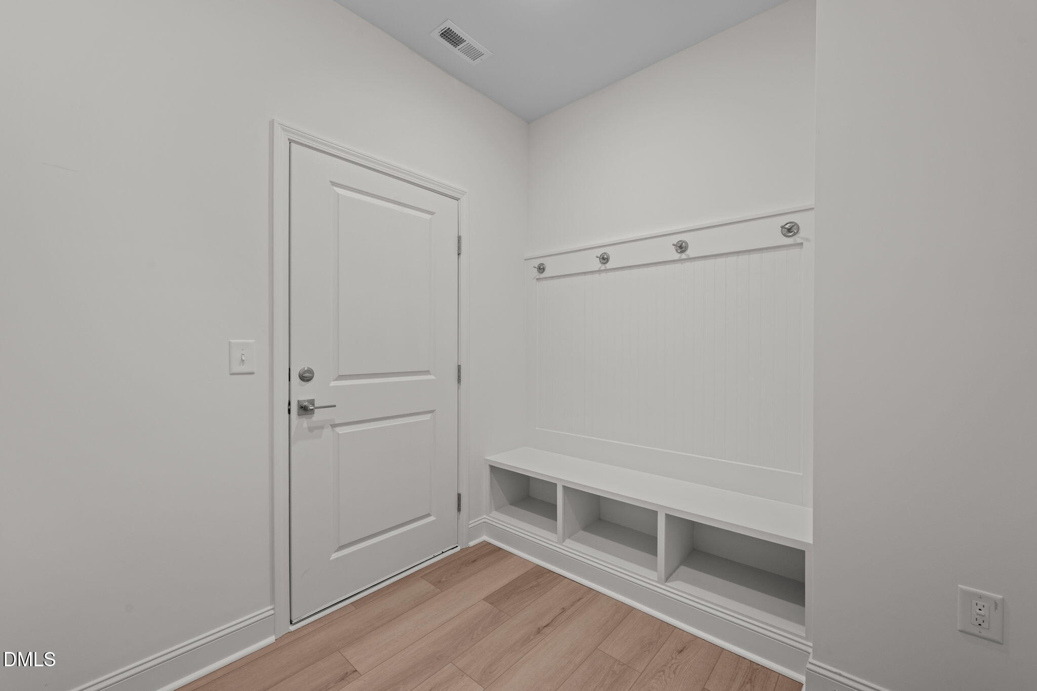 1214 Petite Terre Court