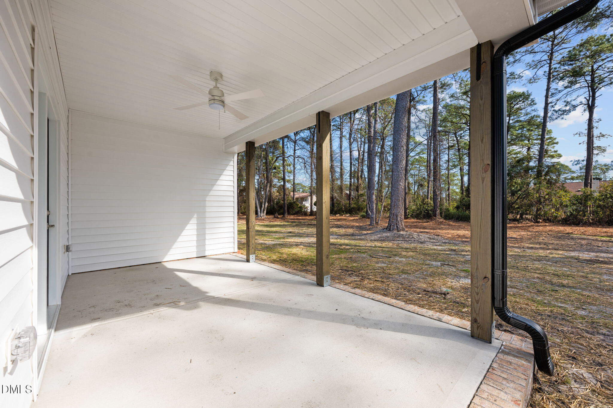 1214 Petite Terre Court