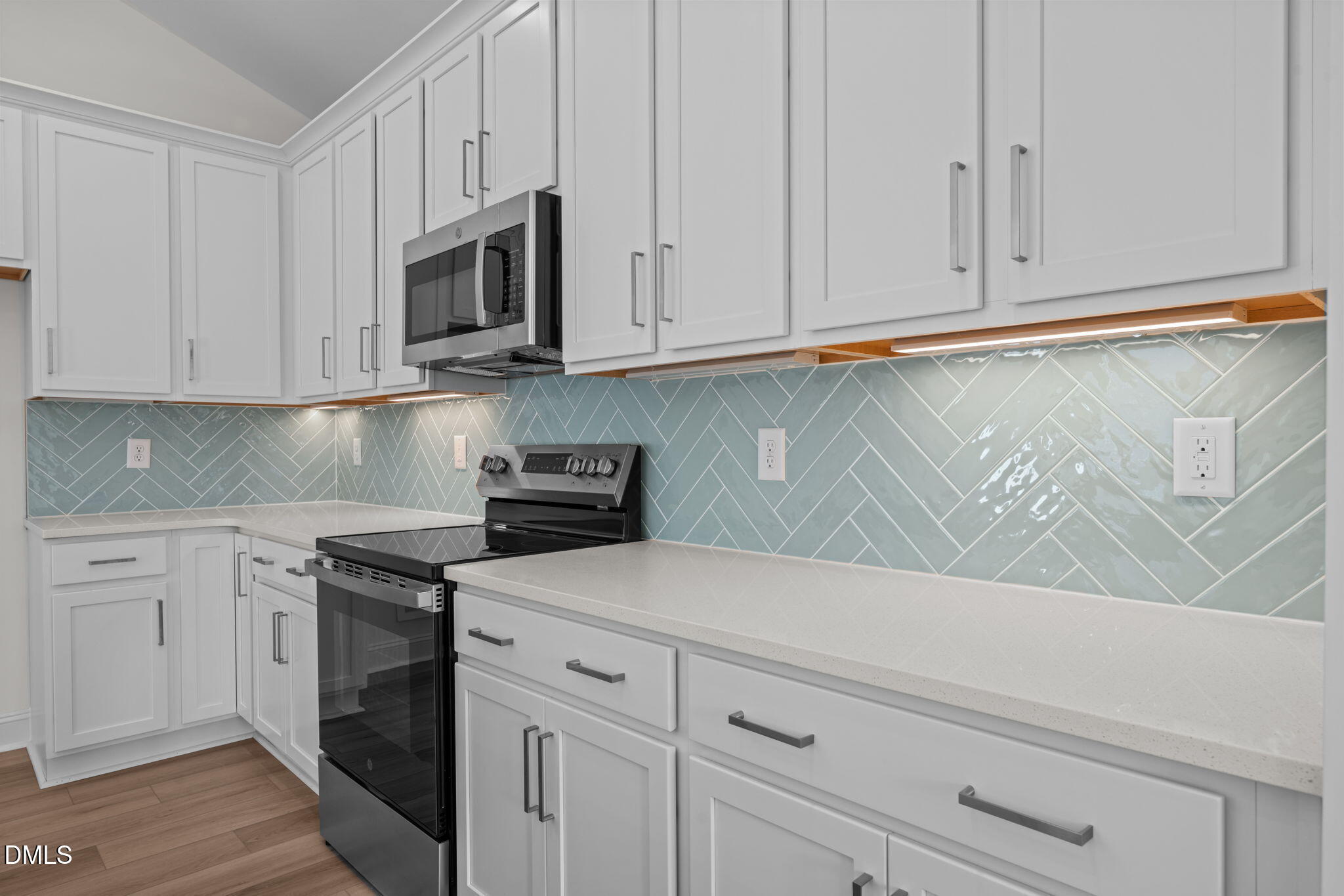 1214 Petite Terre Court
