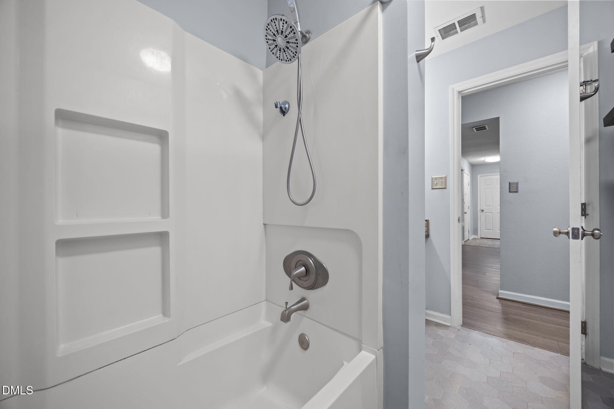 111 Killam Court Unit: Lb
