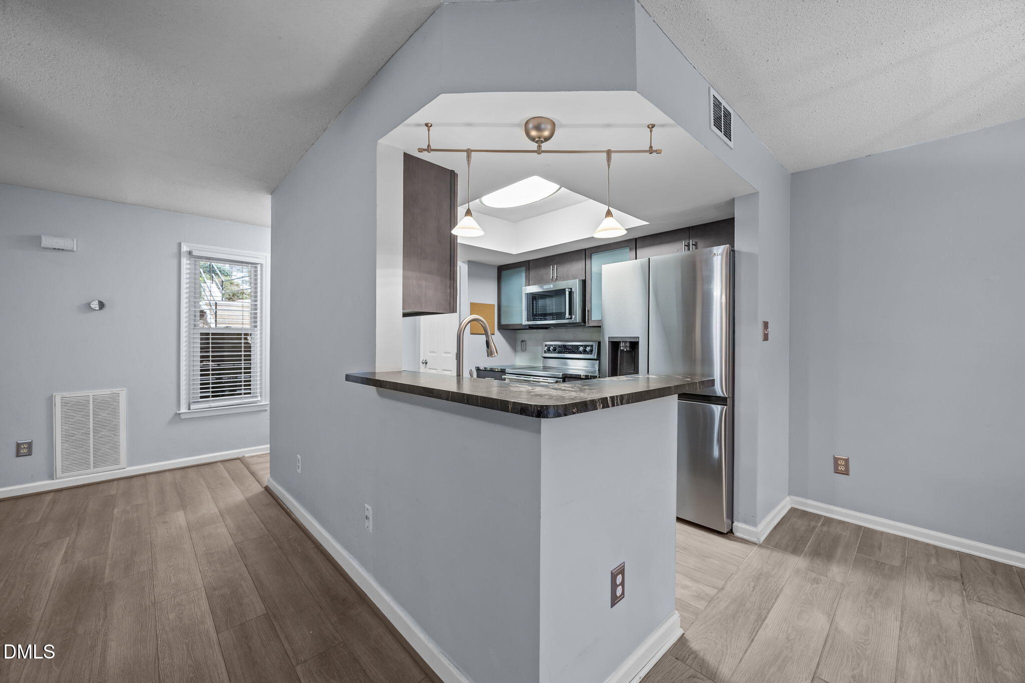 111 Killam Court Unit: Lb