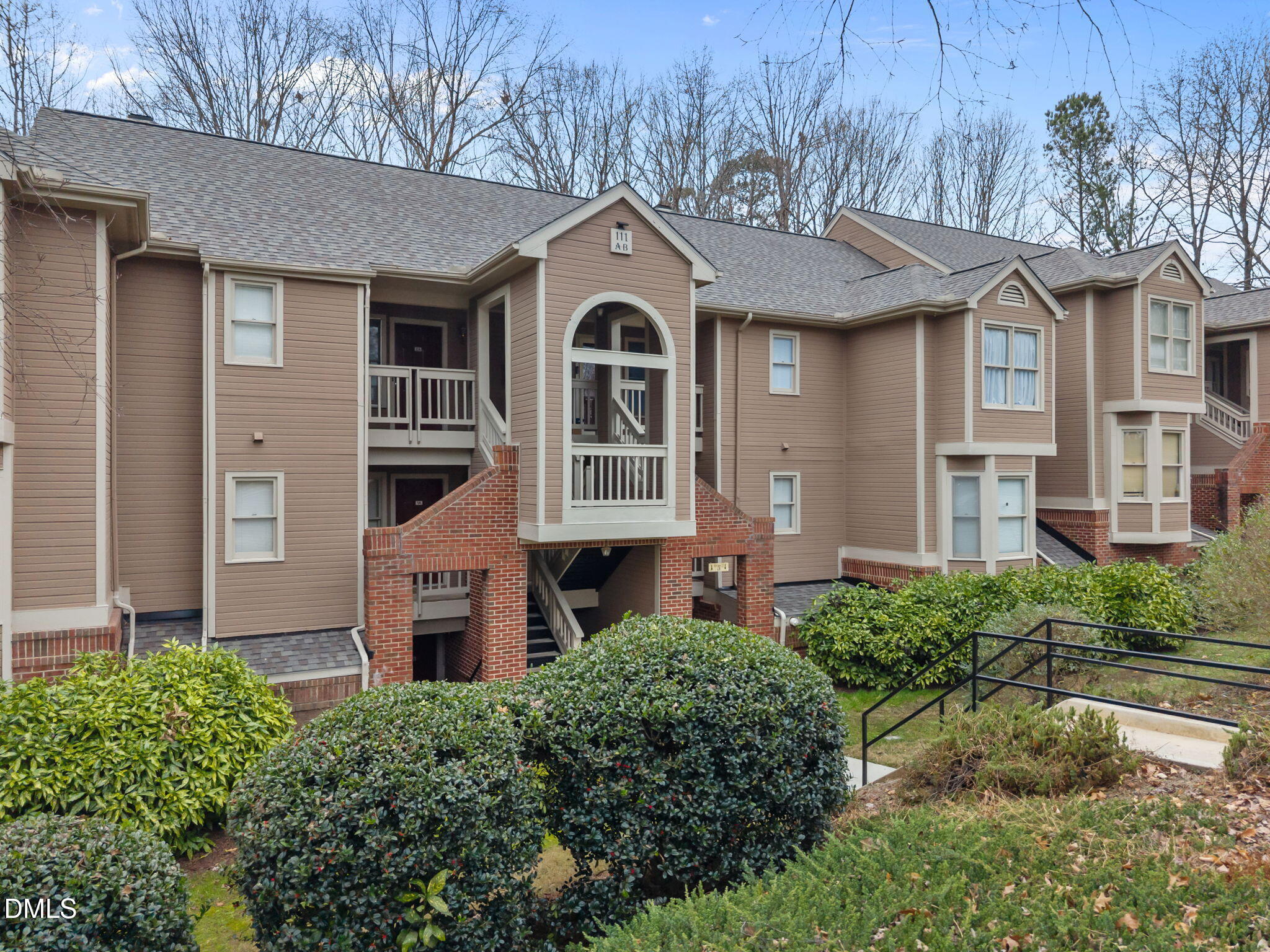 111 Killam Court Unit: Lb