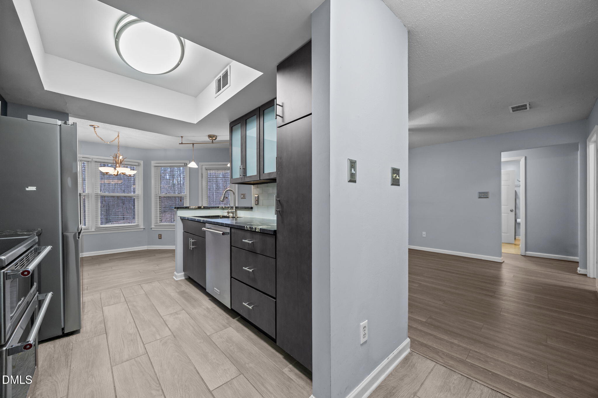111 Killam Court Unit: Lb