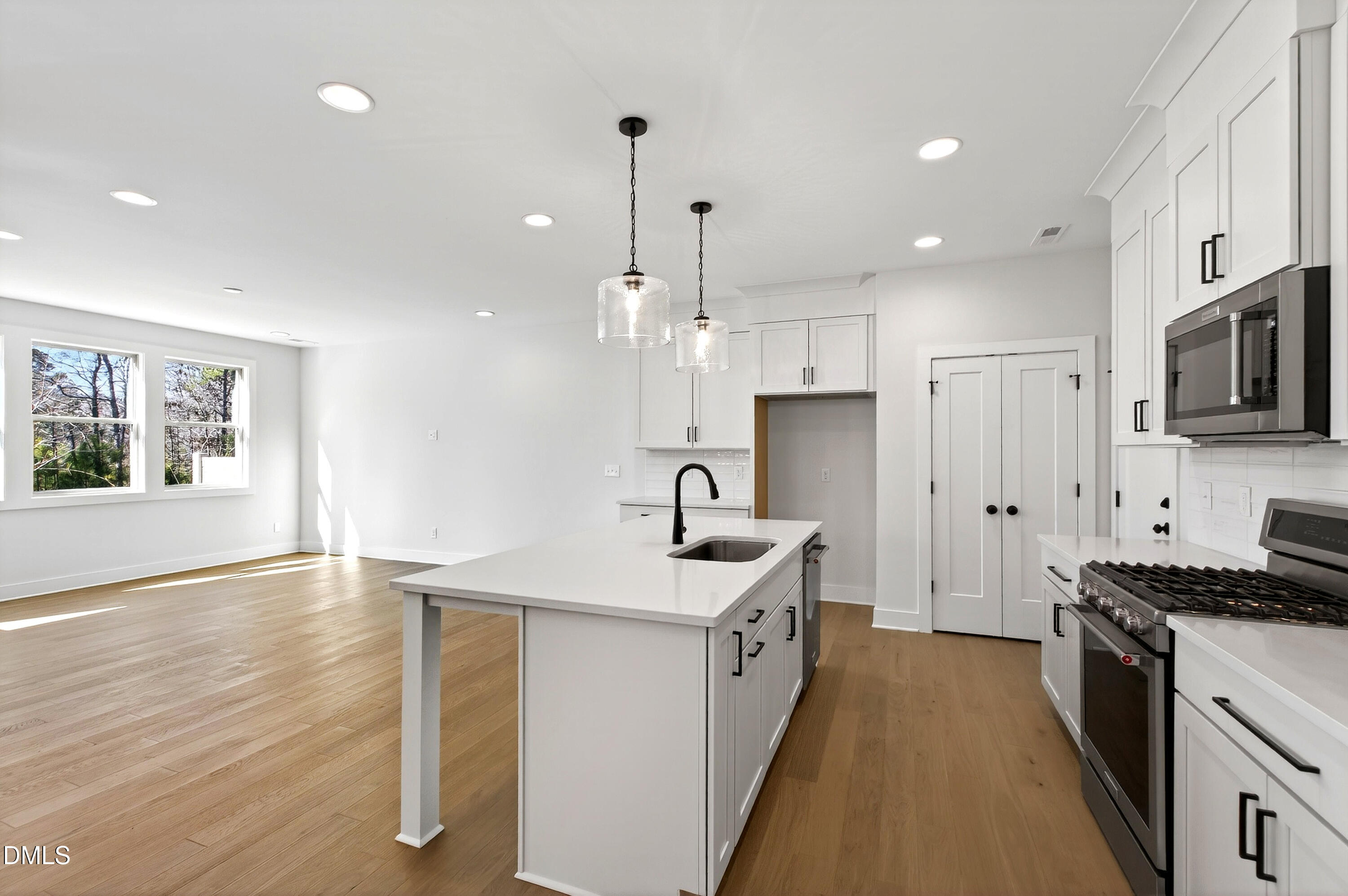 976 Double Helix Road