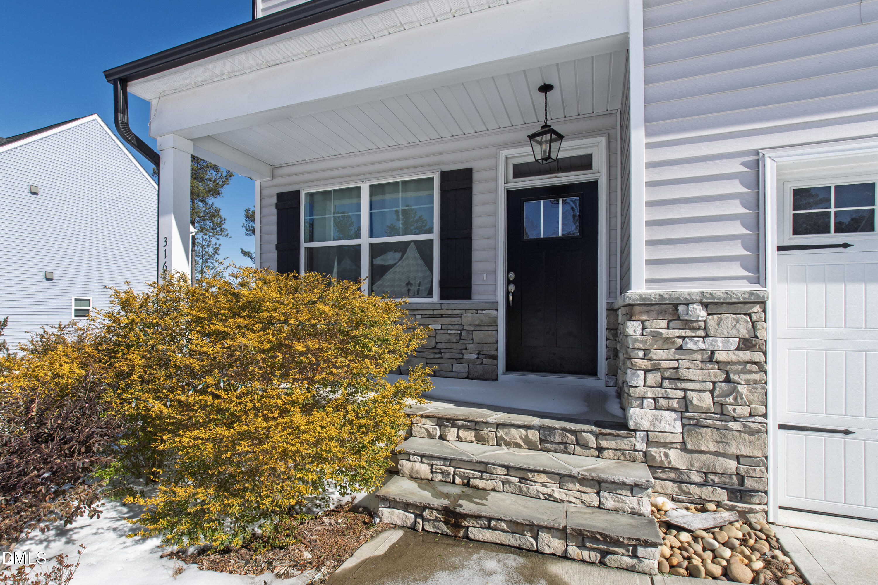 316 Nickleby Way