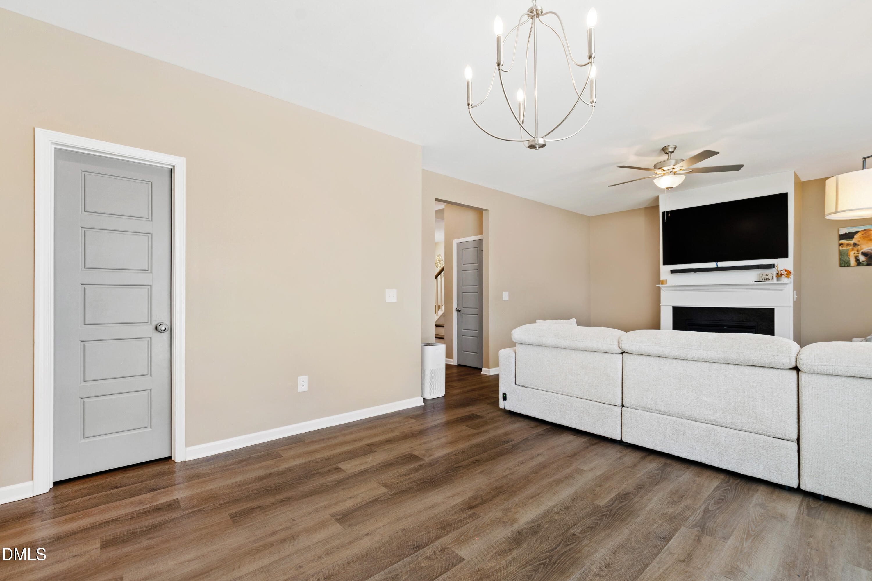 316 Nickleby Way