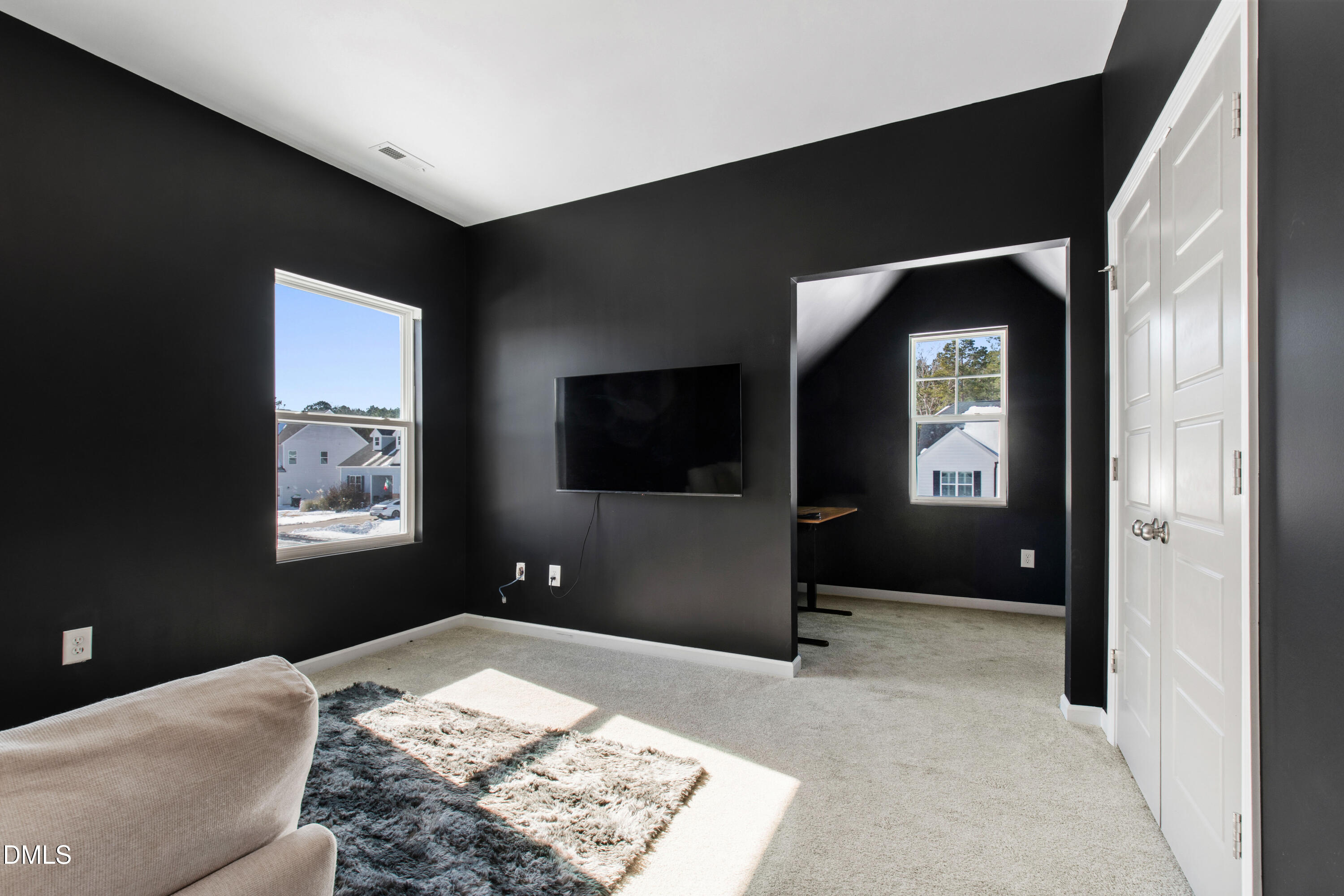 316 Nickleby Way