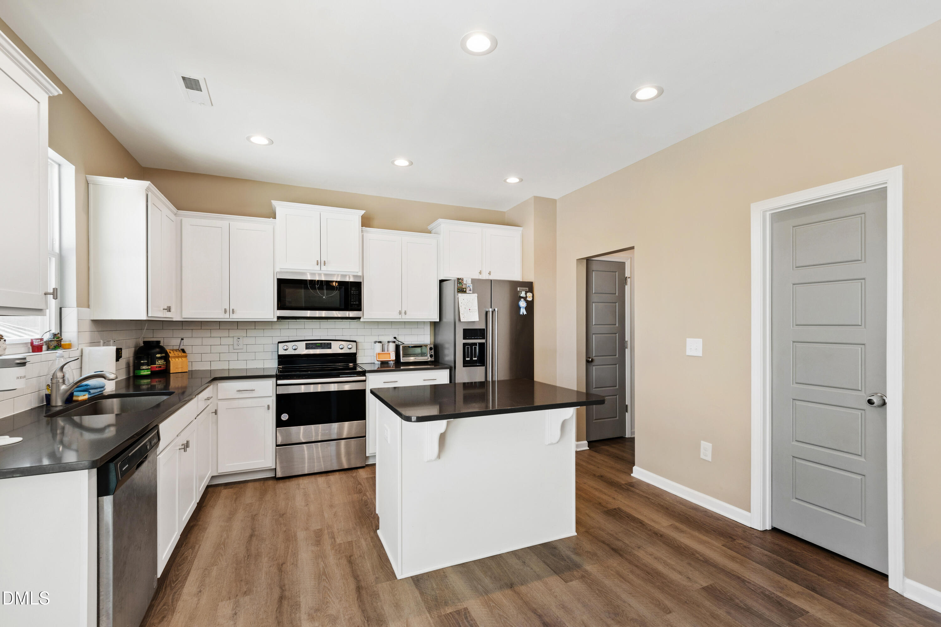 316 Nickleby Way