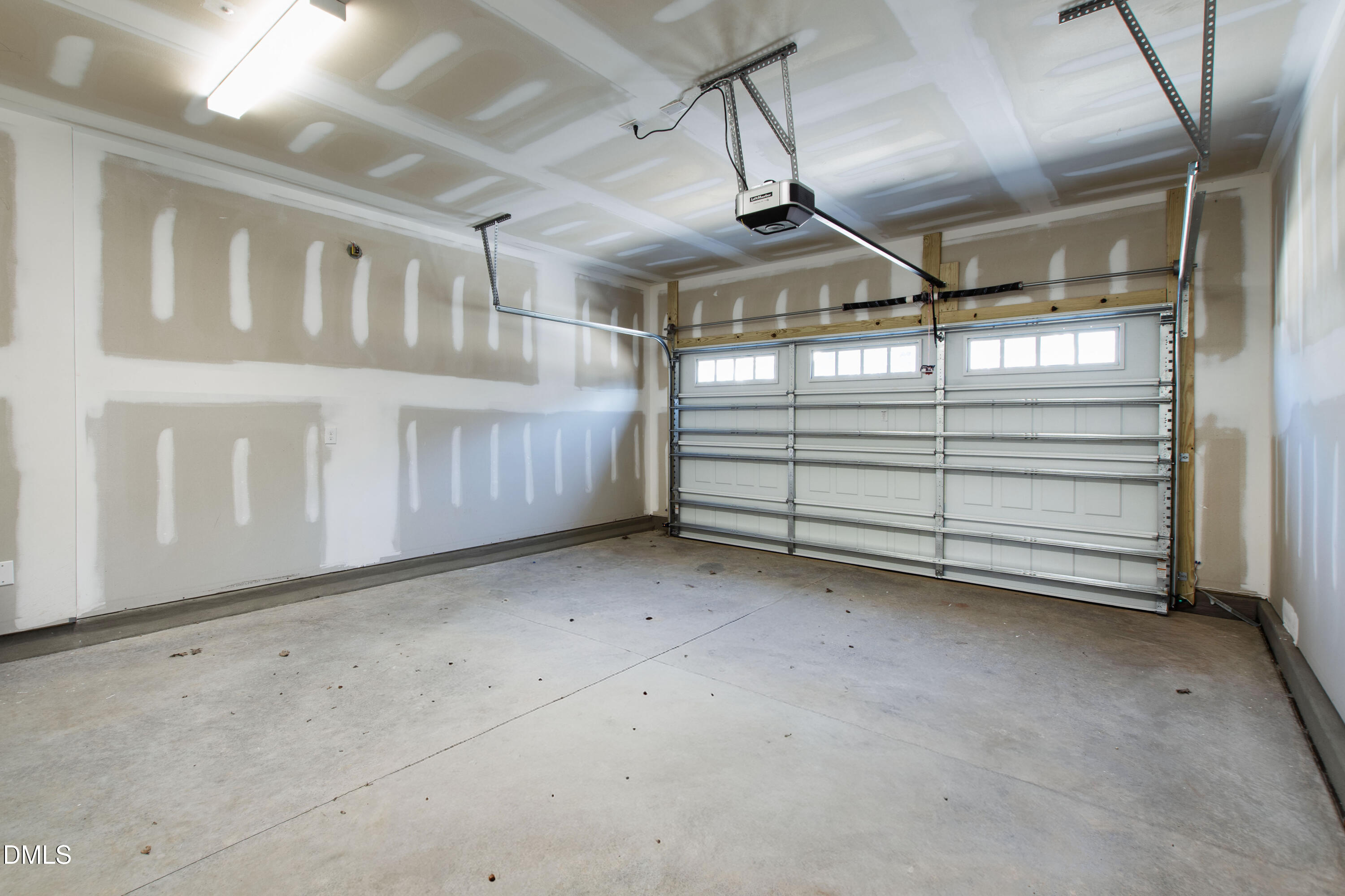 982 Double Helix Road