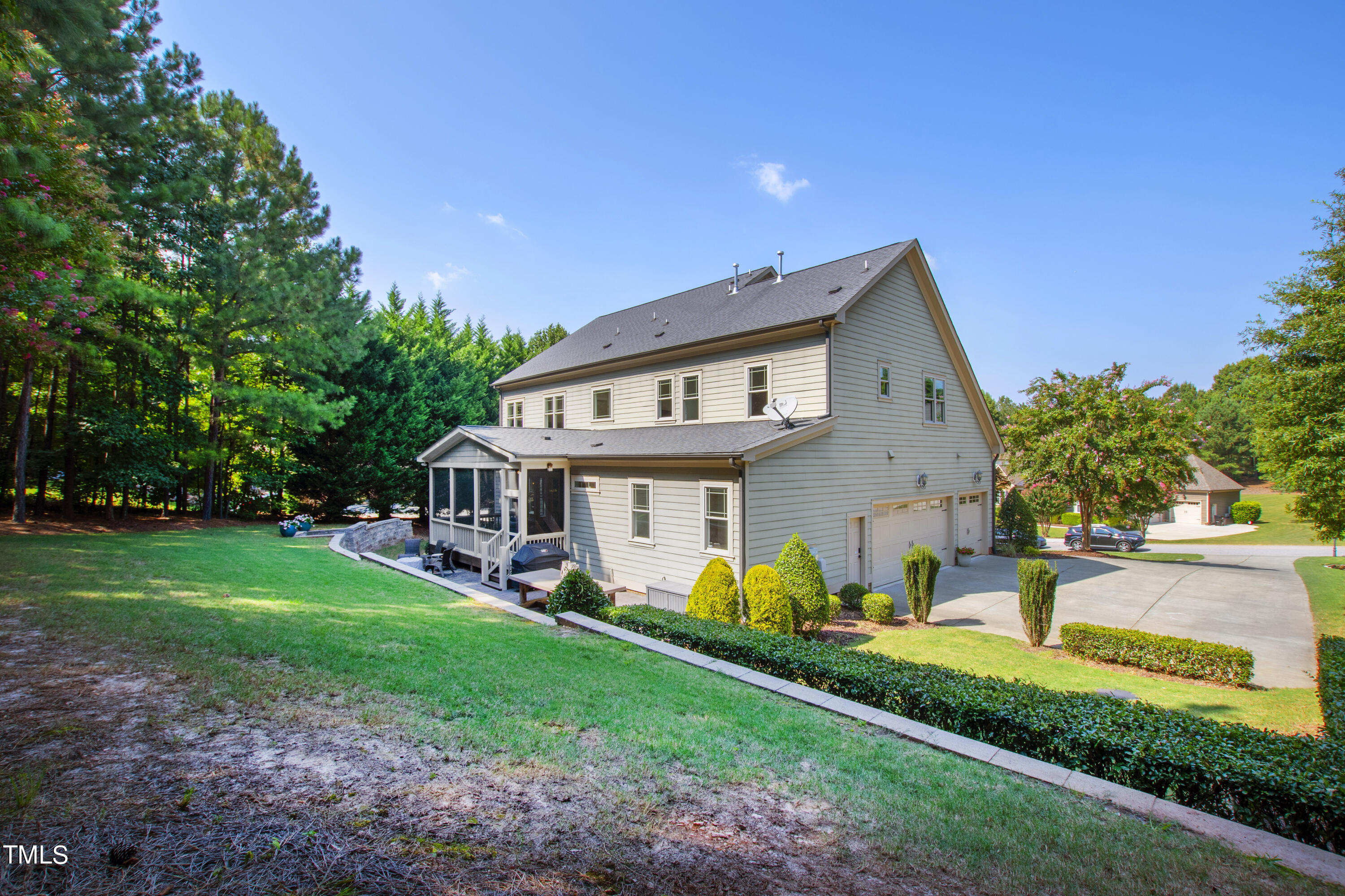 3209 Bryant Falls Court