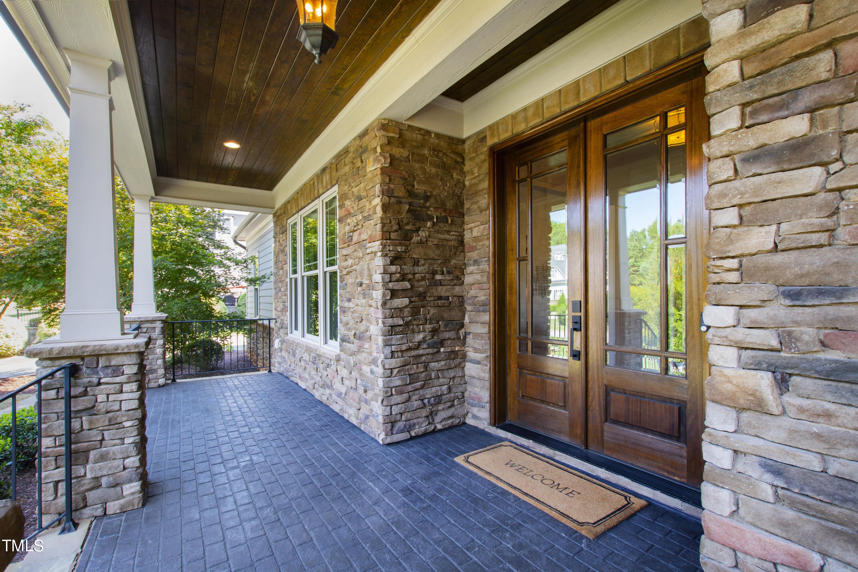 3209 Bryant Falls Court