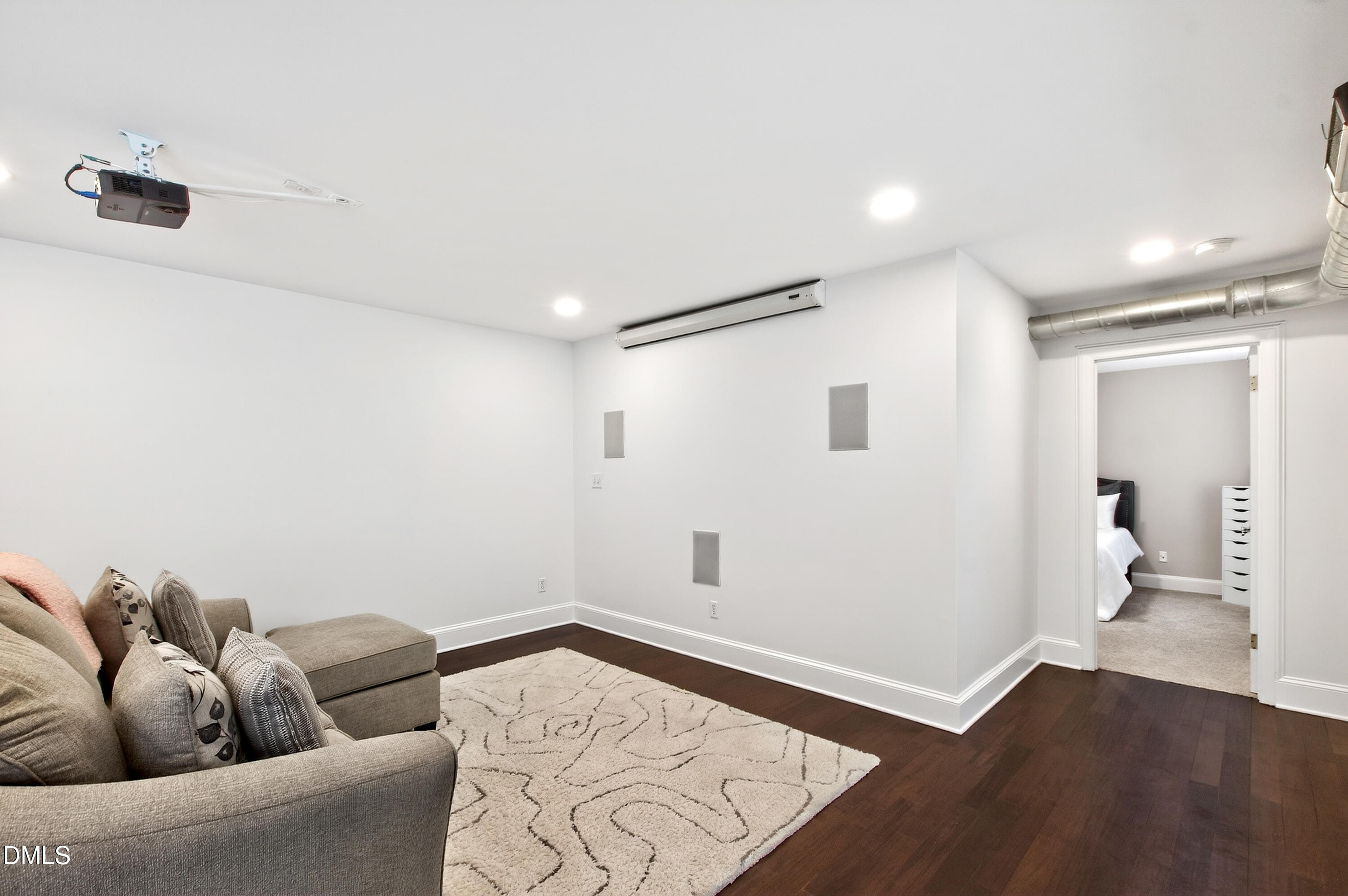 2204 Stafford Avenue # 202