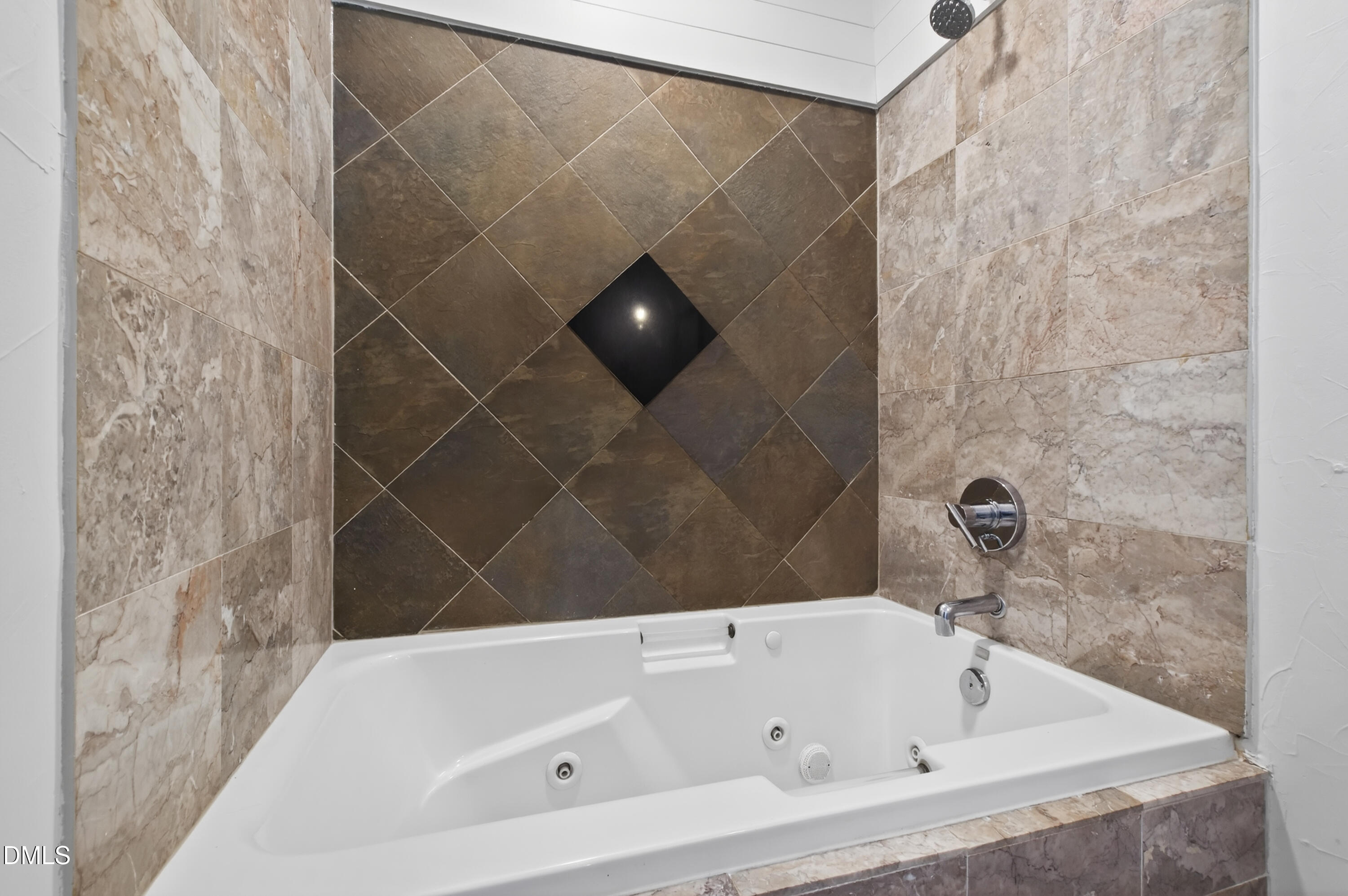 2204 Stafford Avenue # 202