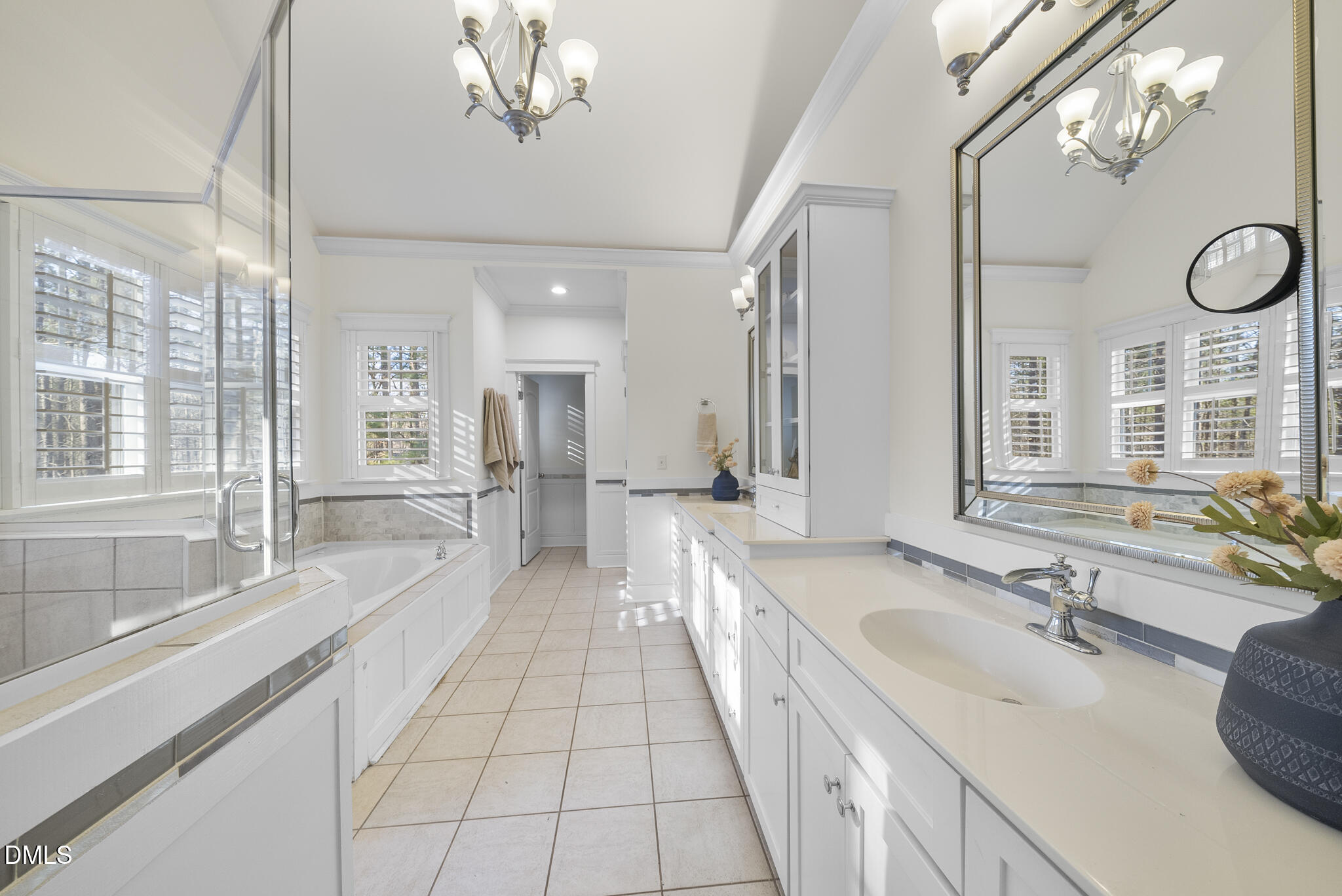 1016 Northlake Court