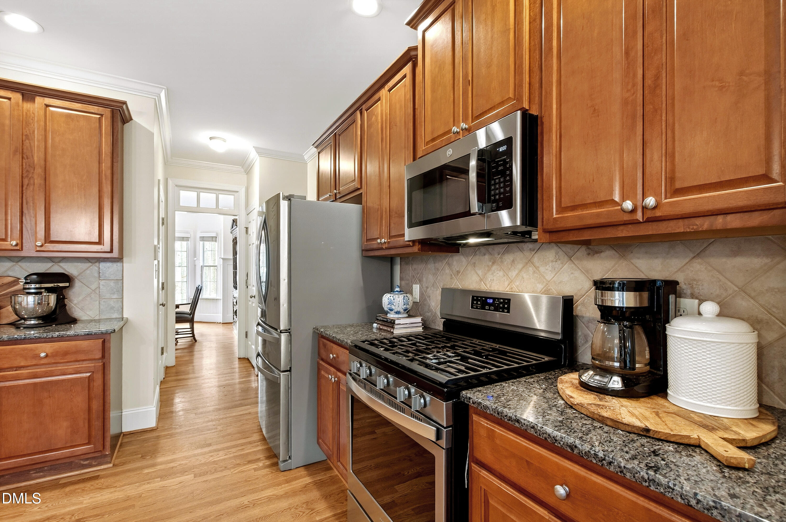 1532 Marshall Farm Street