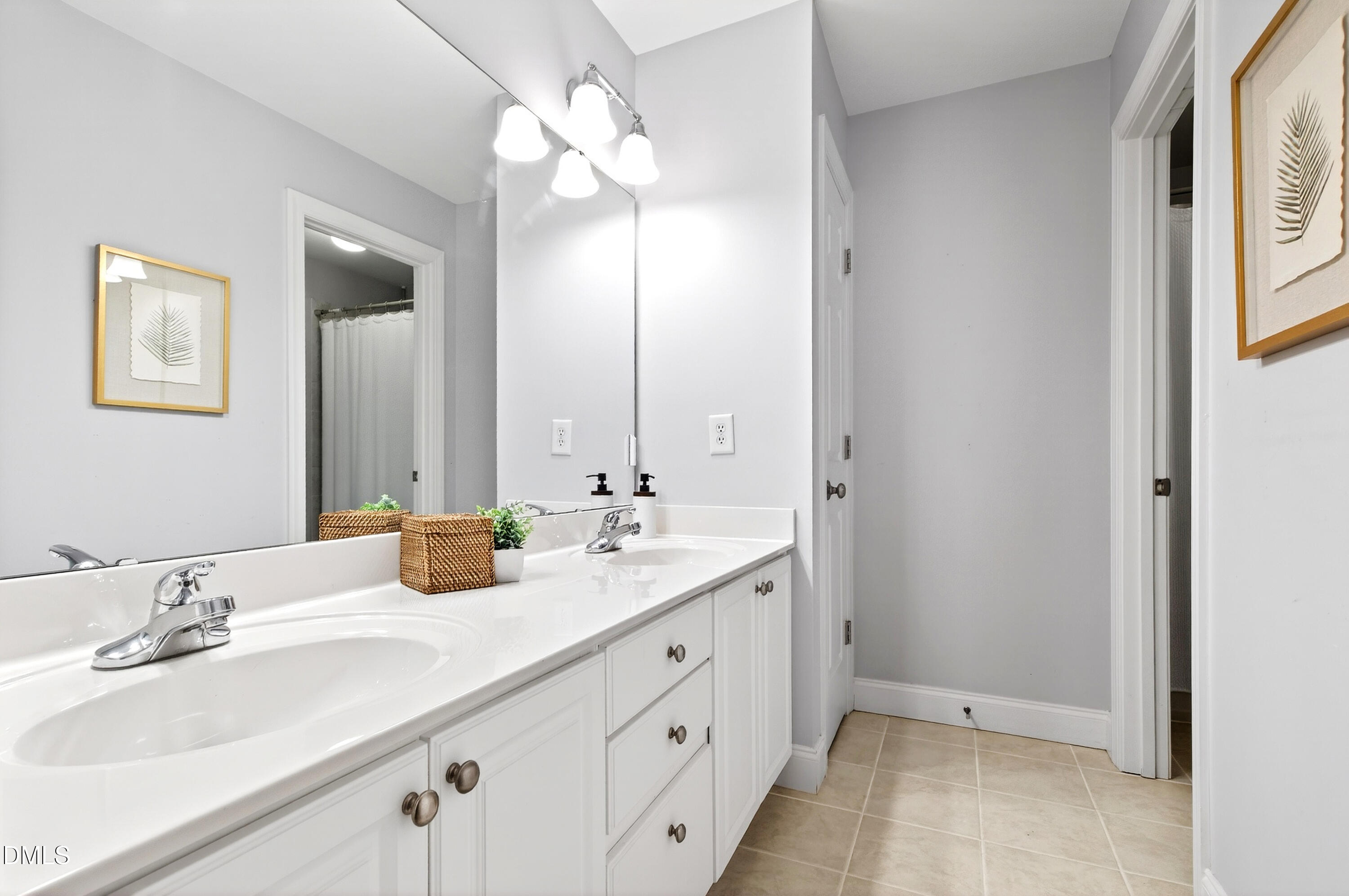 1532 Marshall Farm Street