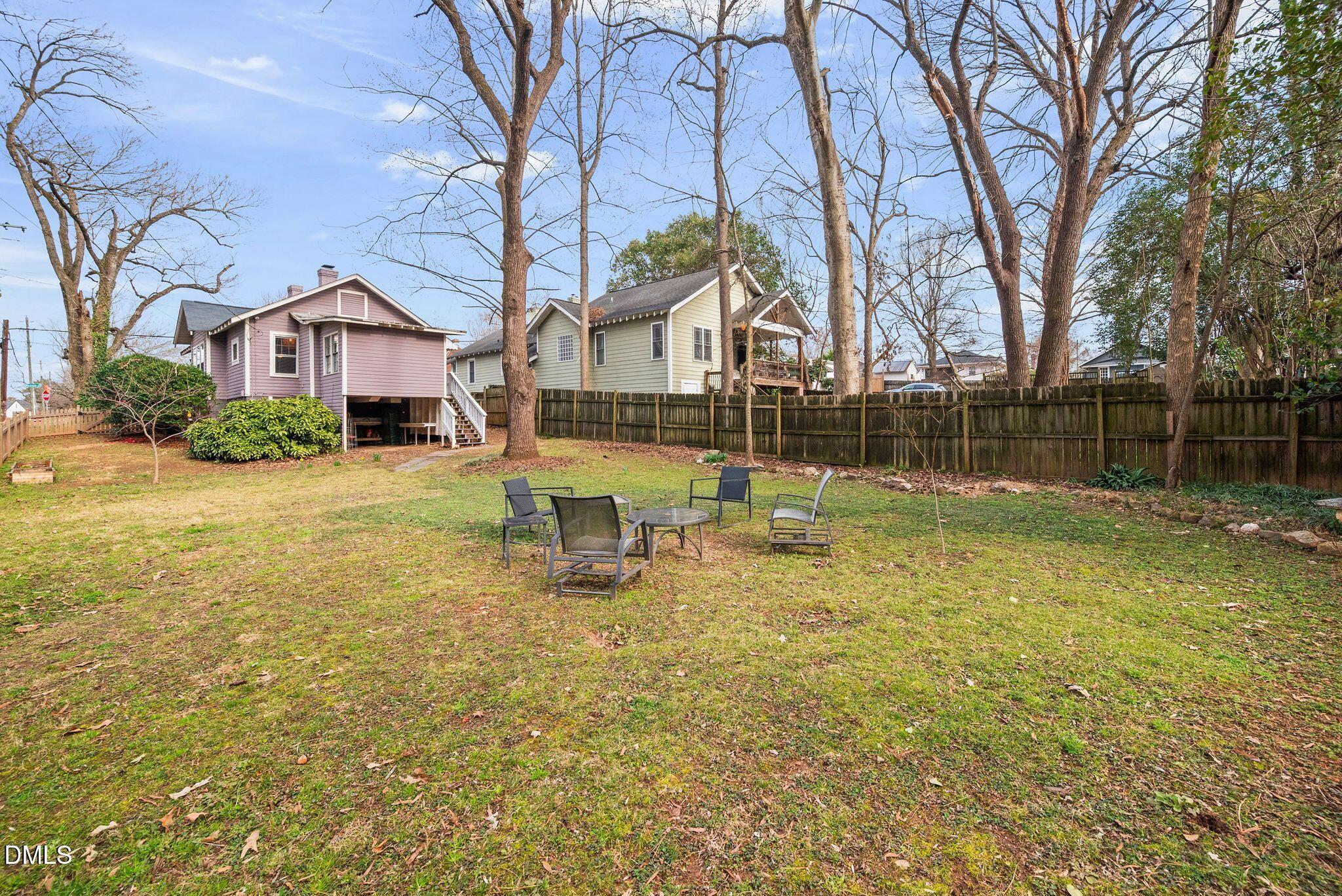 1913 Reaves Drive