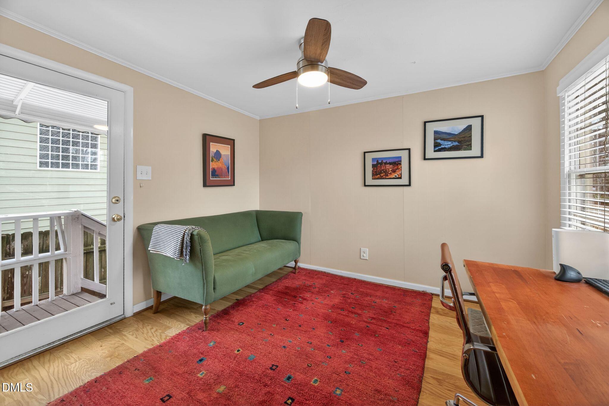 1913 Reaves Drive