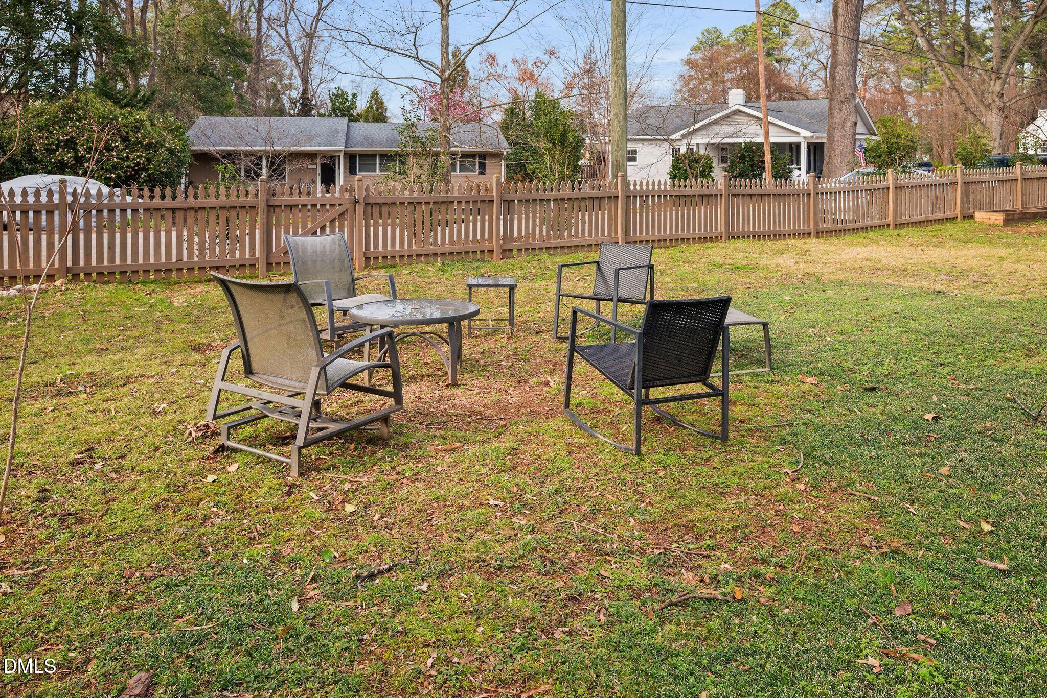 1913 Reaves Drive